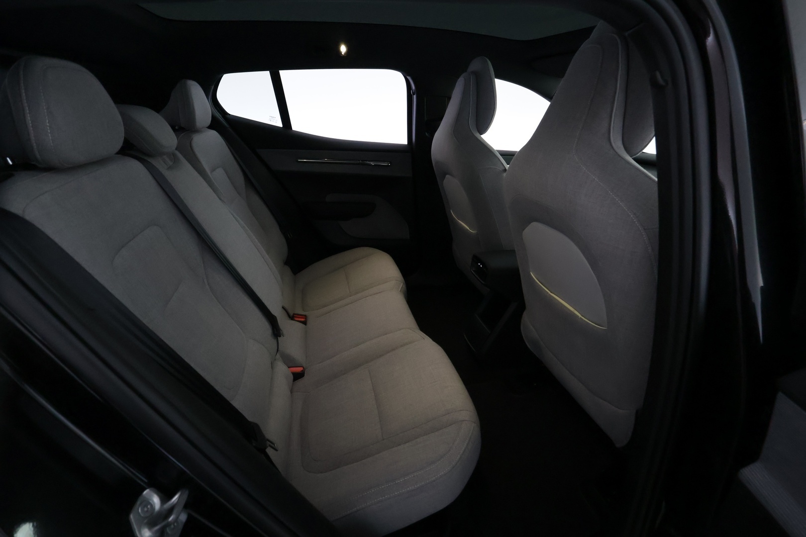 VOLVO EX30 2024