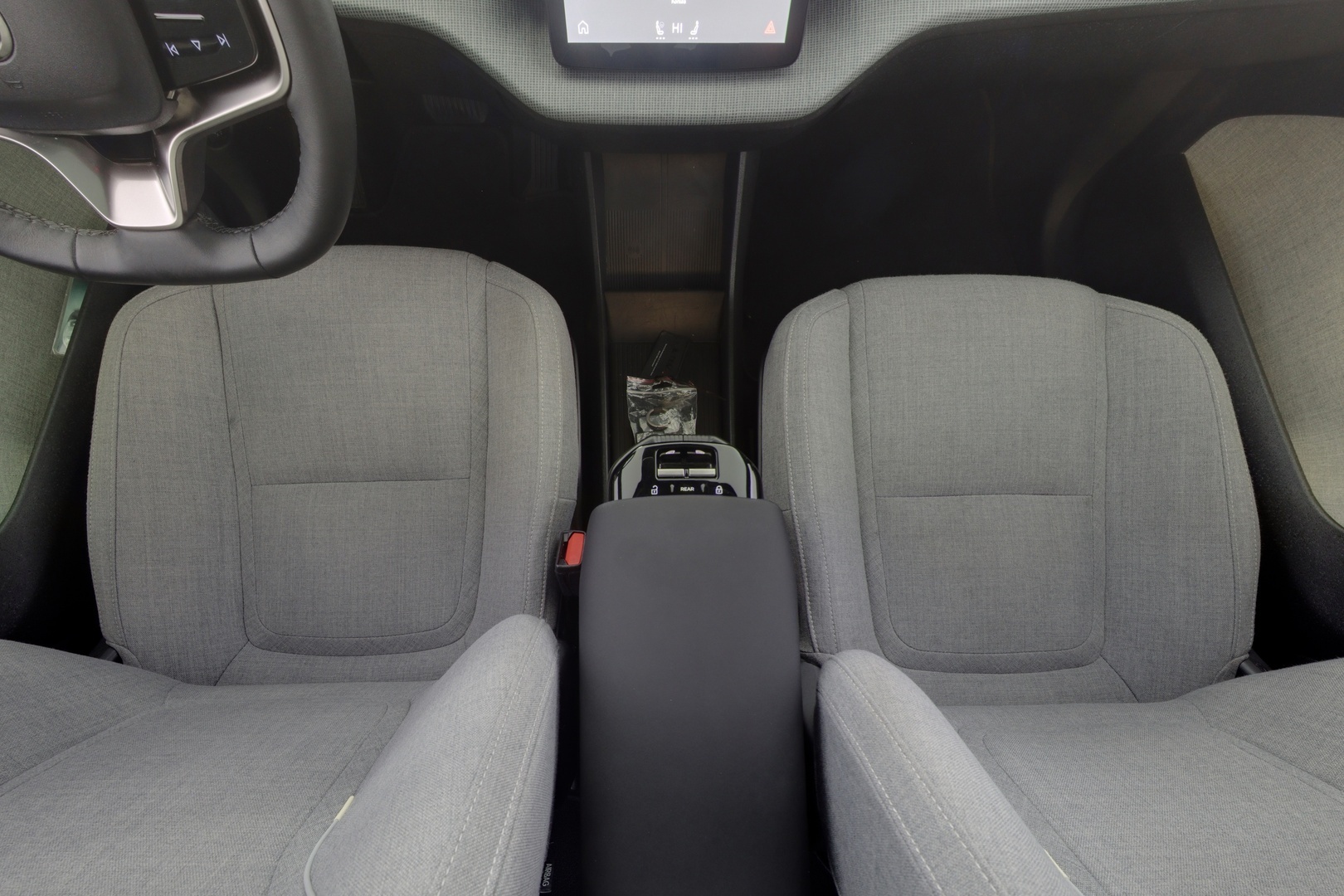 VOLVO EX30 2024