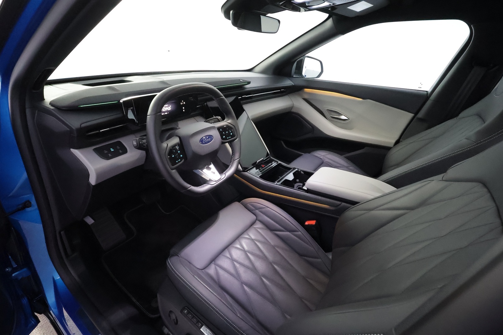 FORD CAPRI 2025