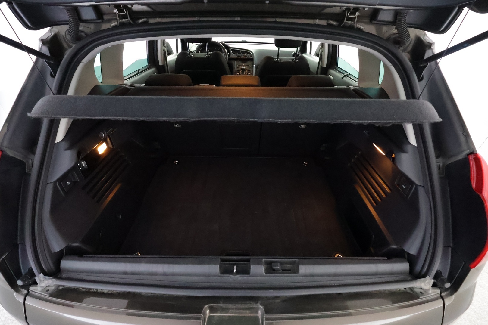 PEUGEOT 3008 2010