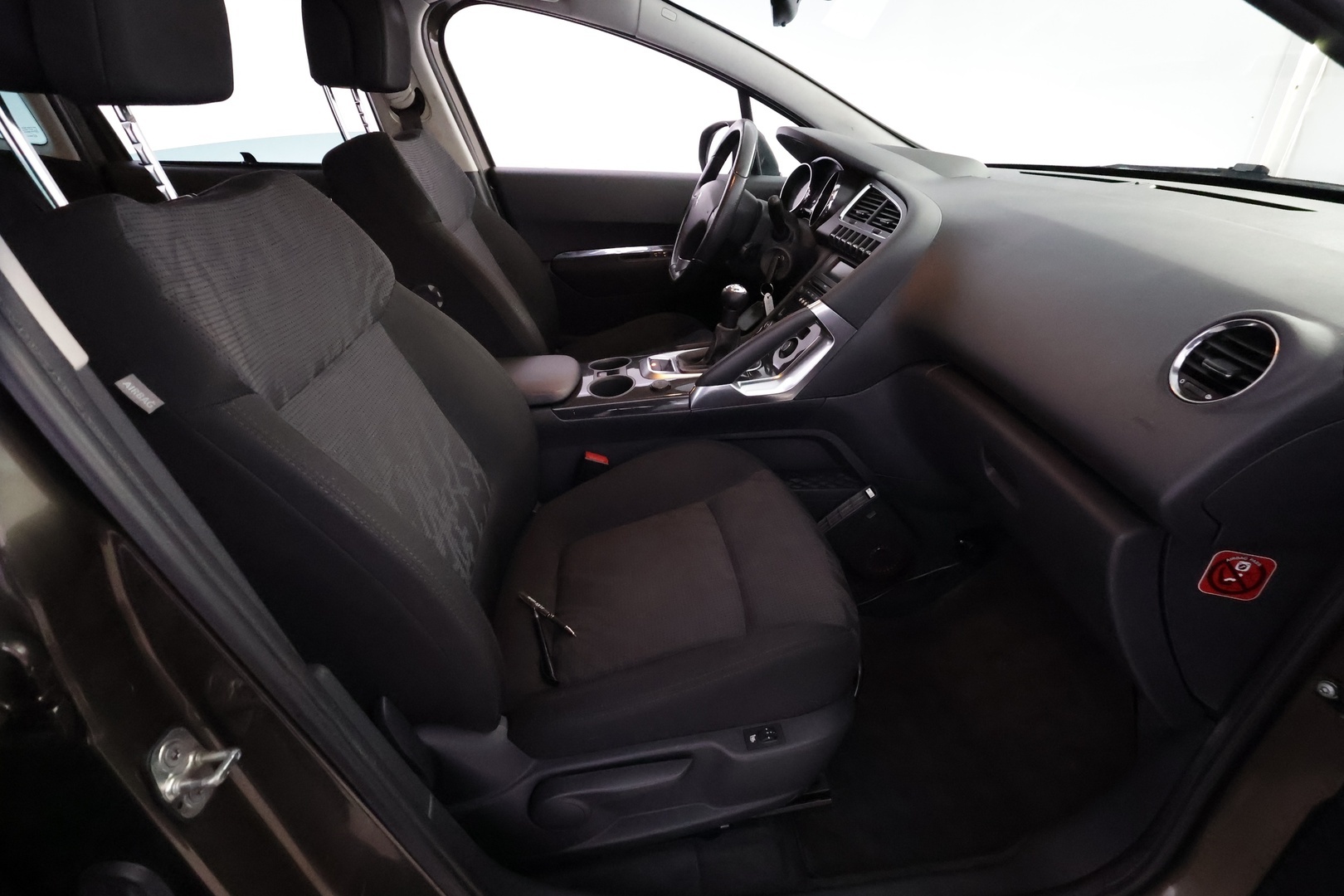 PEUGEOT 3008 2010