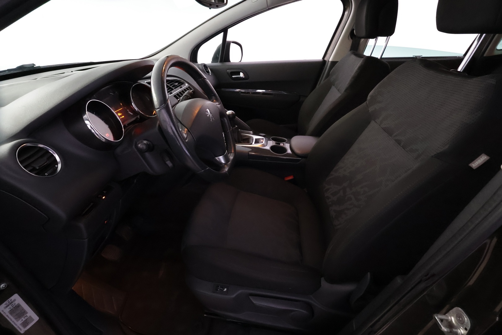 PEUGEOT 3008 2010