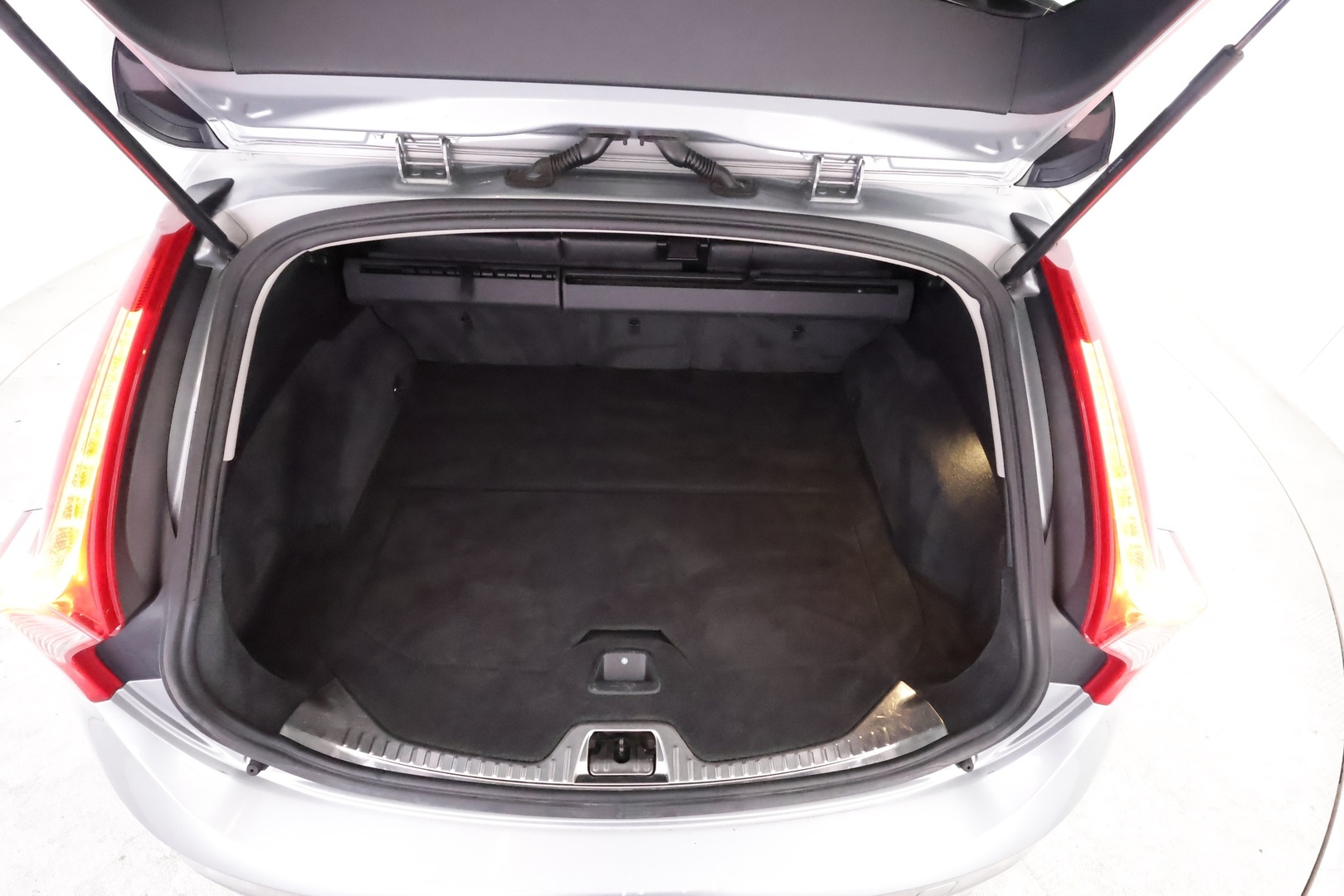 VOLVO V60 2014
