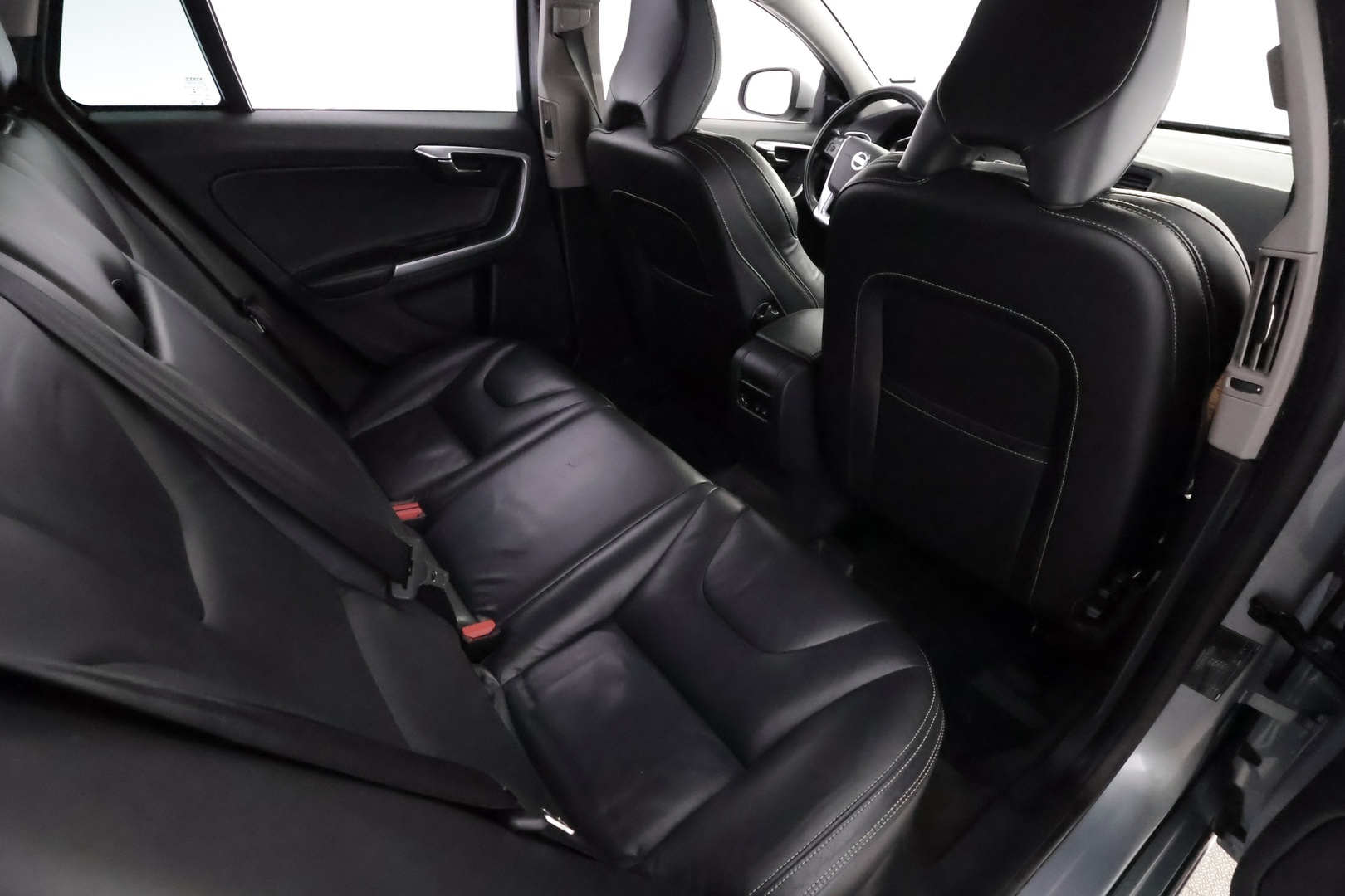 VOLVO V60 2014