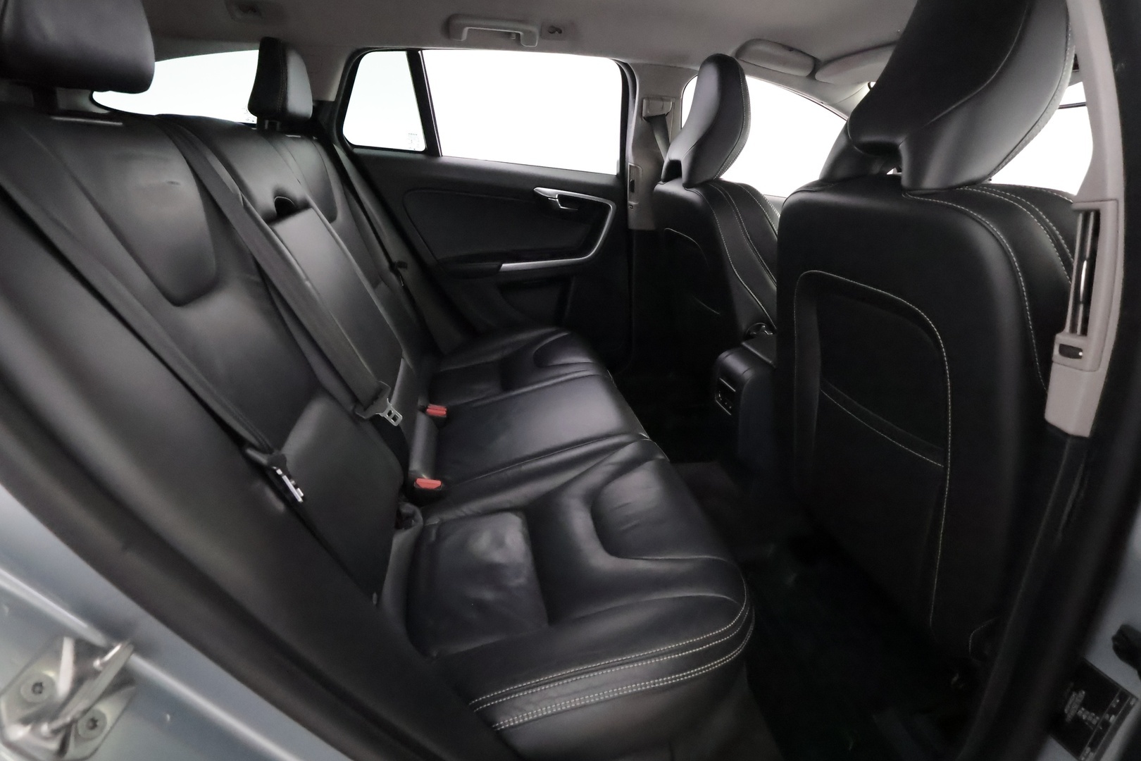 VOLVO V60 2014