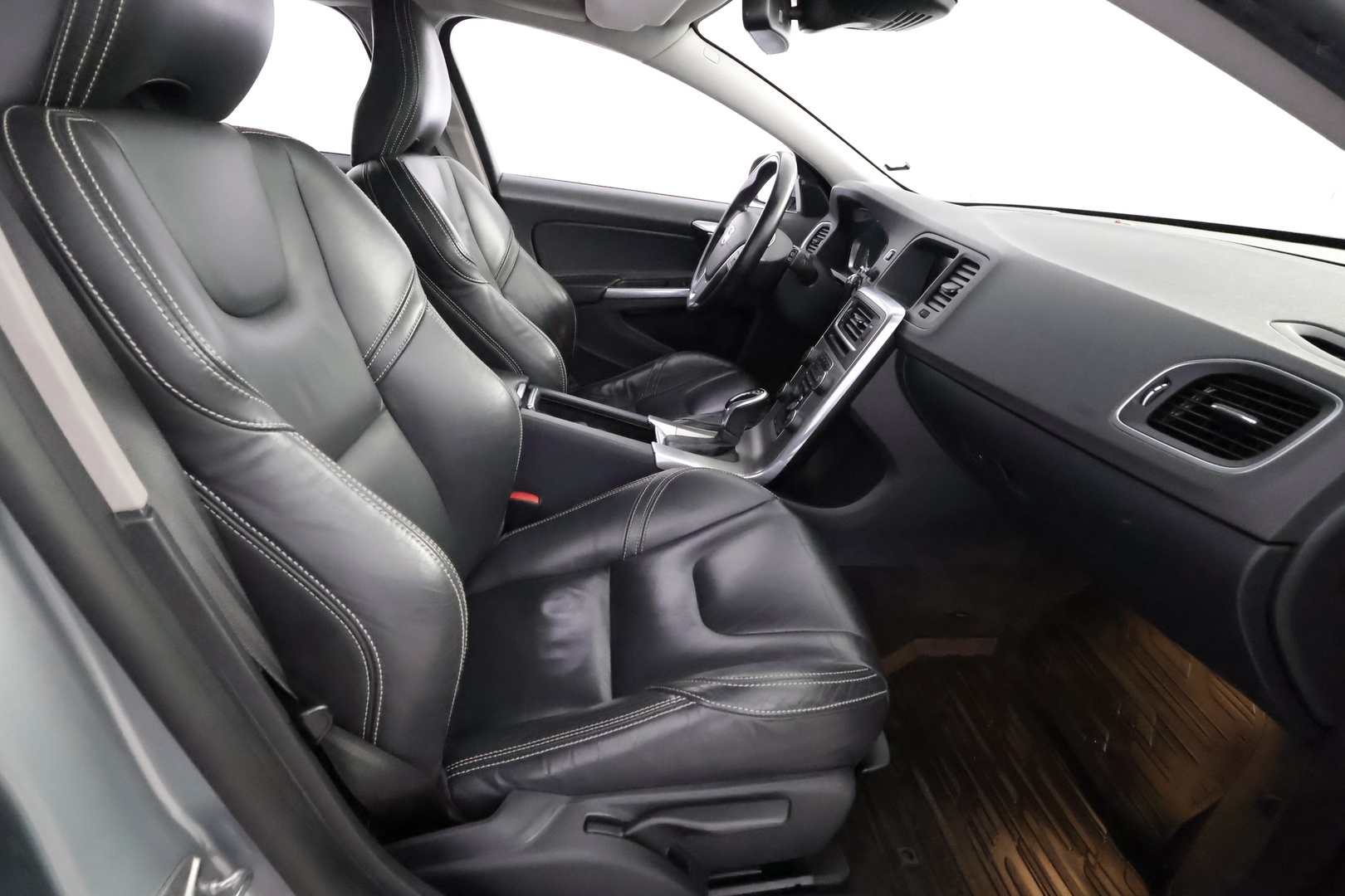 VOLVO V60 2014