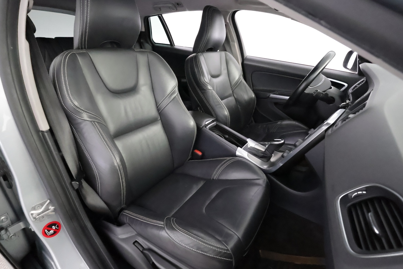 VOLVO V60 2014