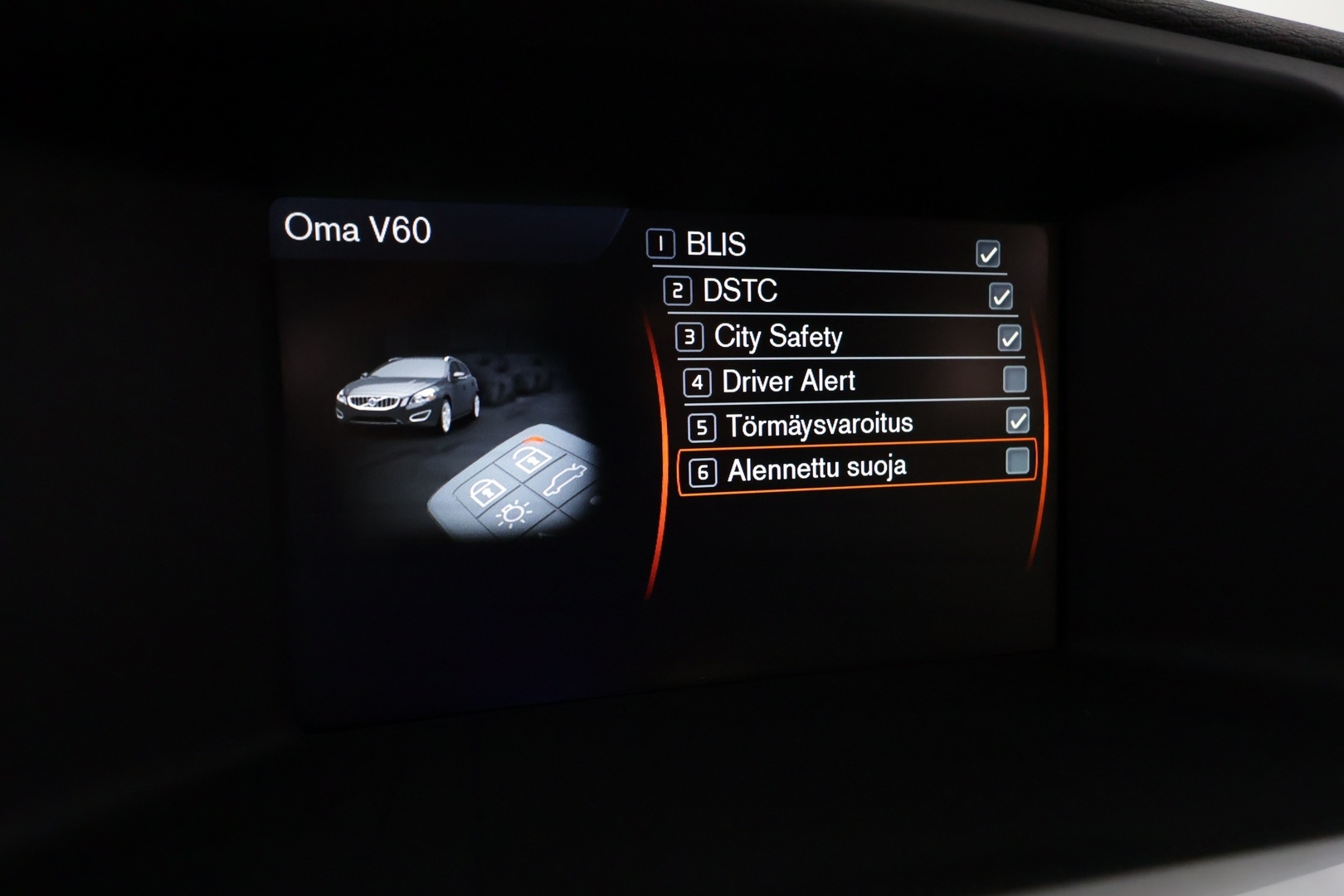 VOLVO V60 2014