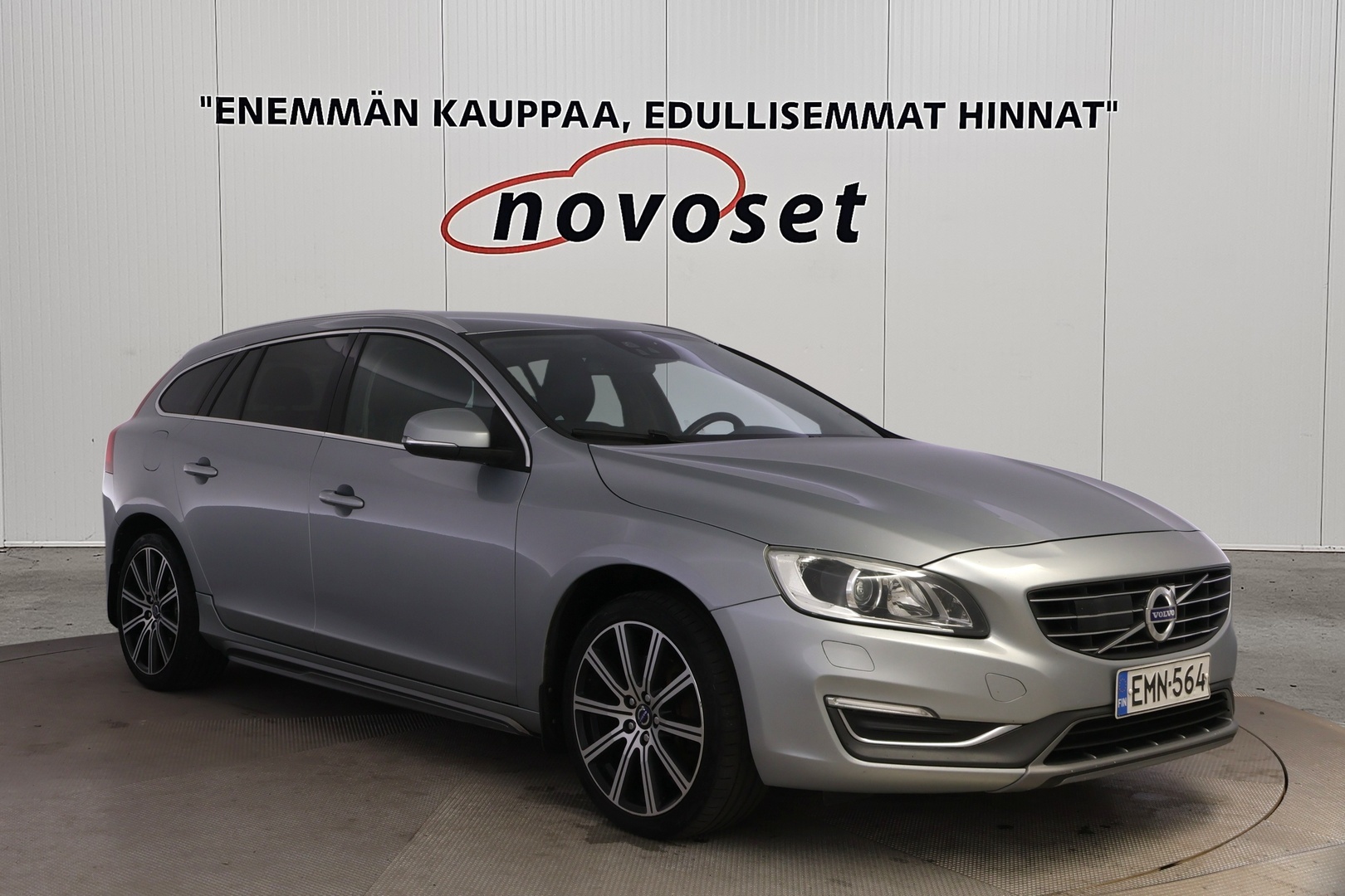 VOLVO V60 2014