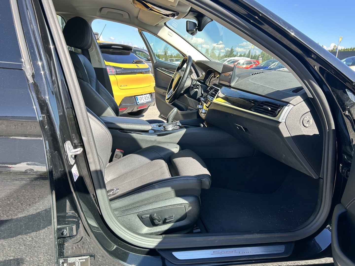 BMW 518 2019