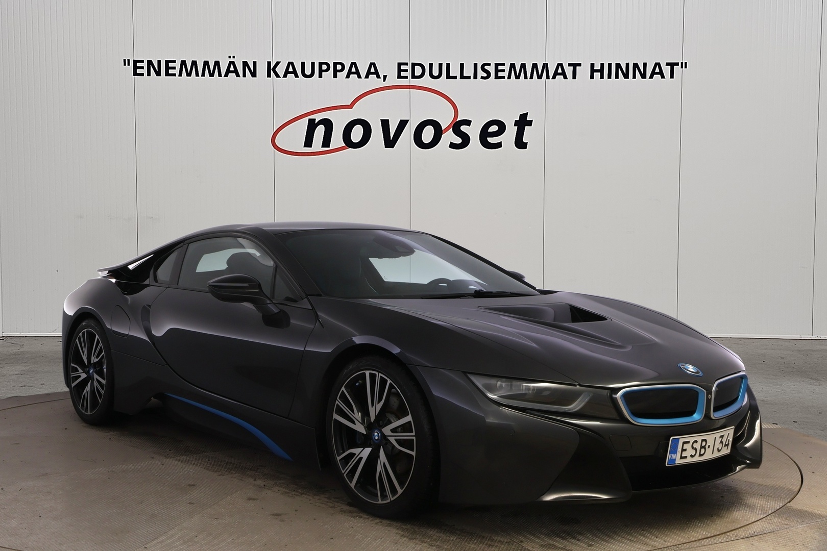 BMW i8 2016