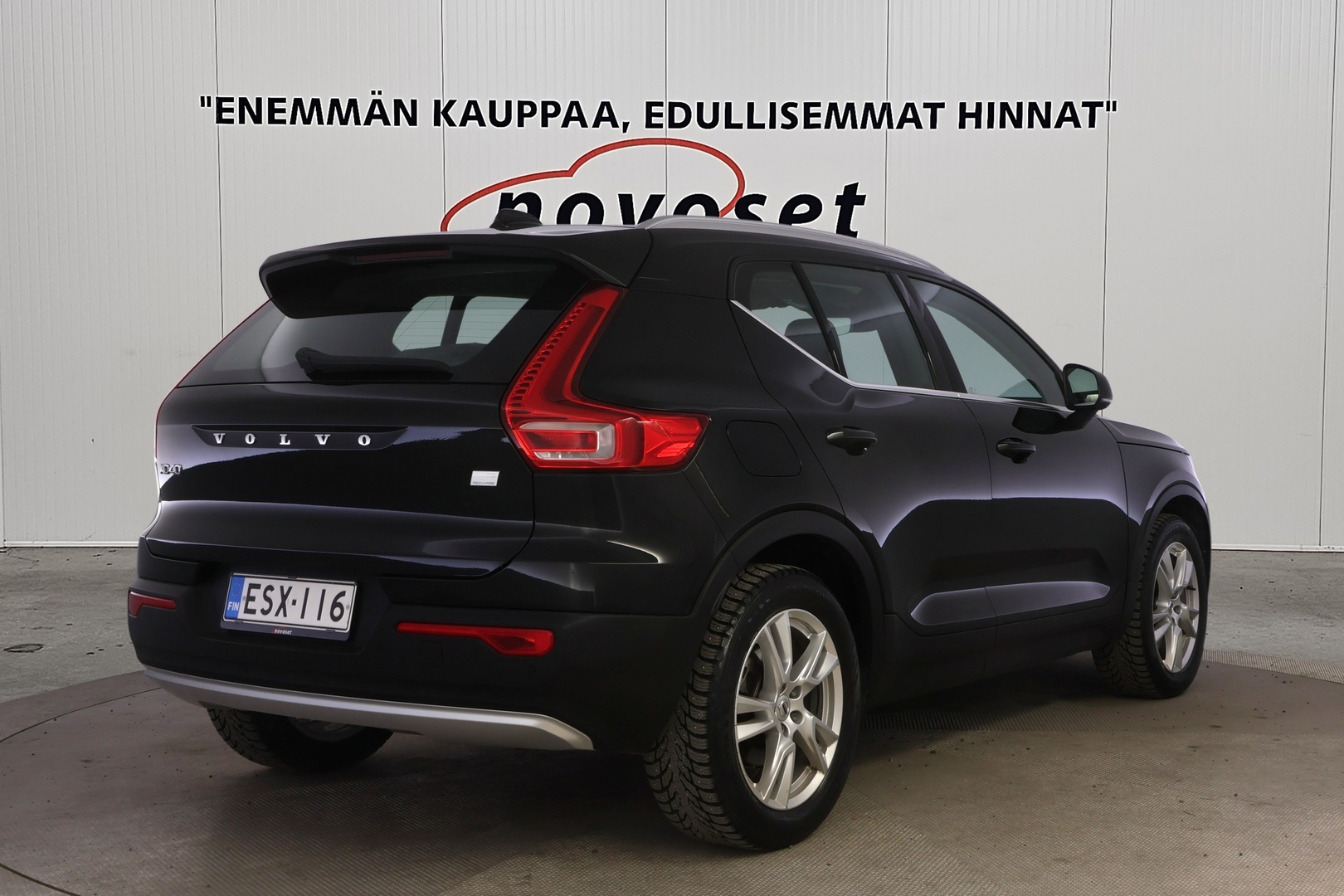 VOLVO XC40 2021