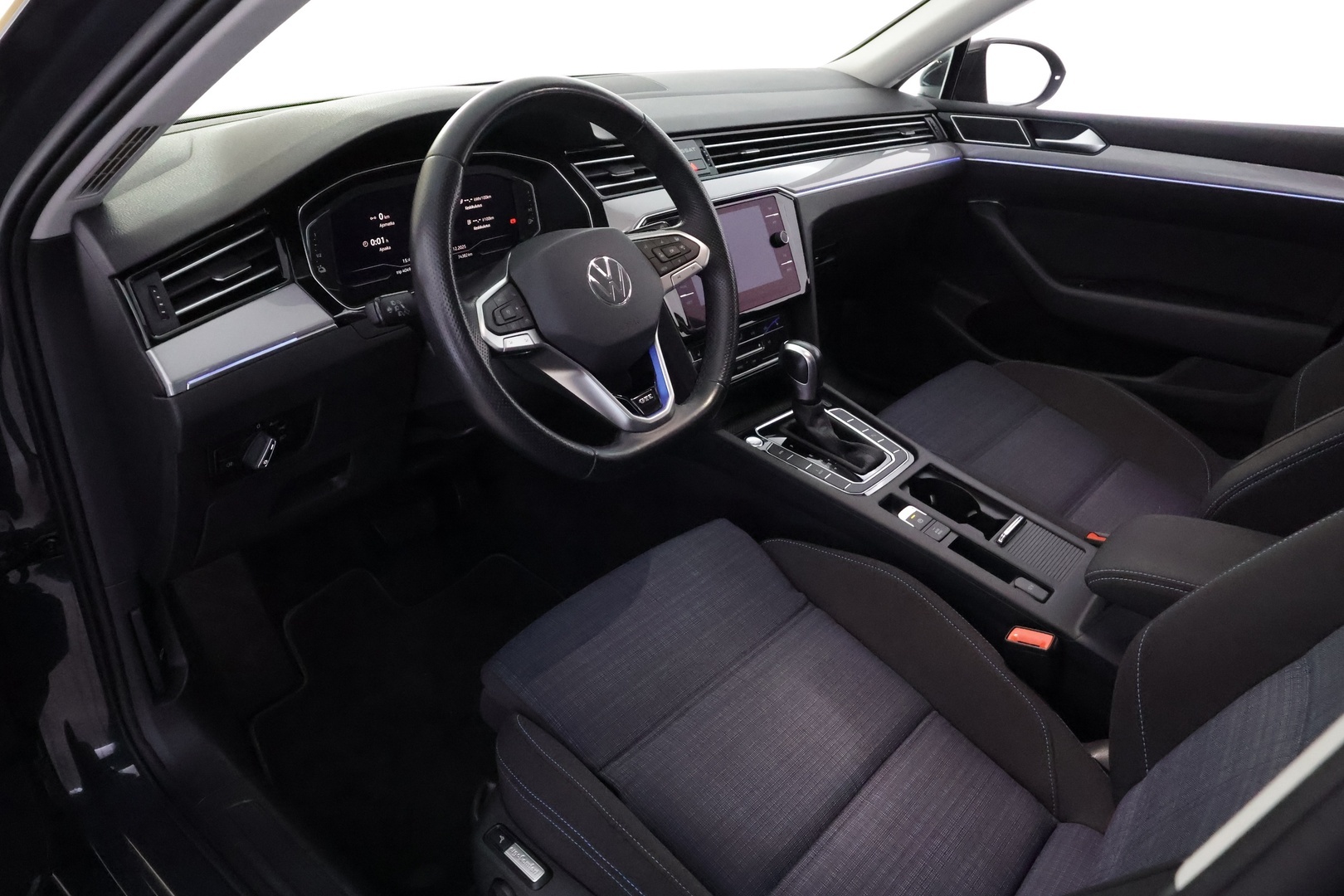 VOLKSWAGEN Passat 2021