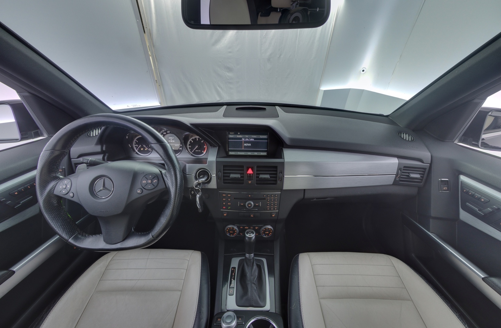 MERCEDES-BENZ GLK 7