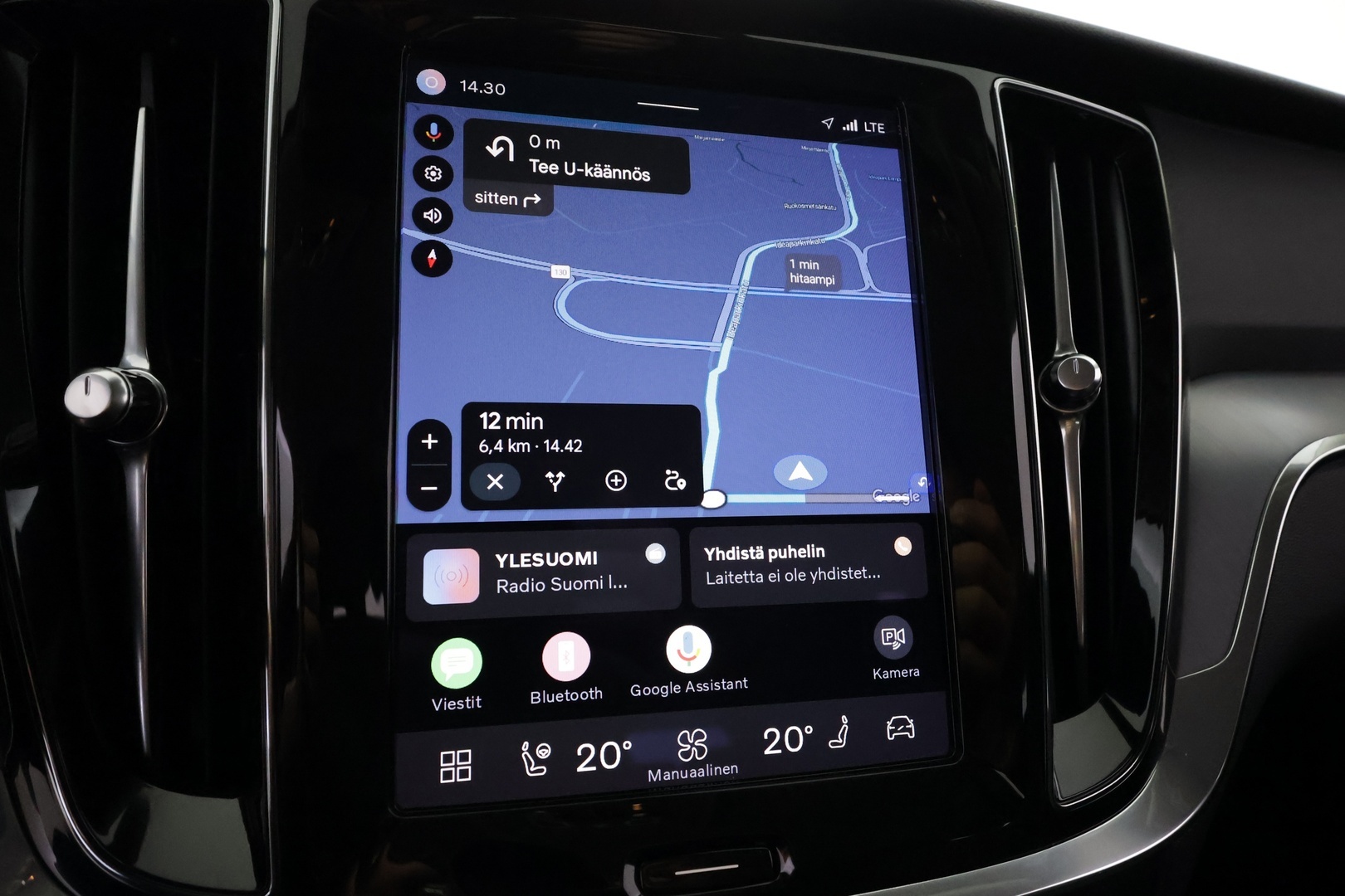 VOLVO V60 2023