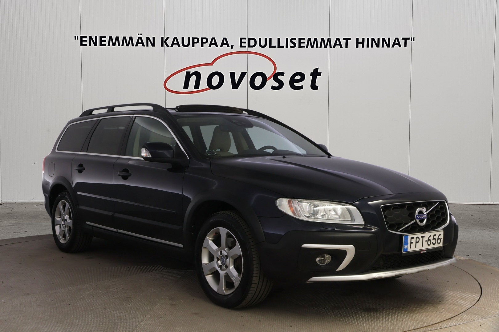 VOLVO XC70 2016