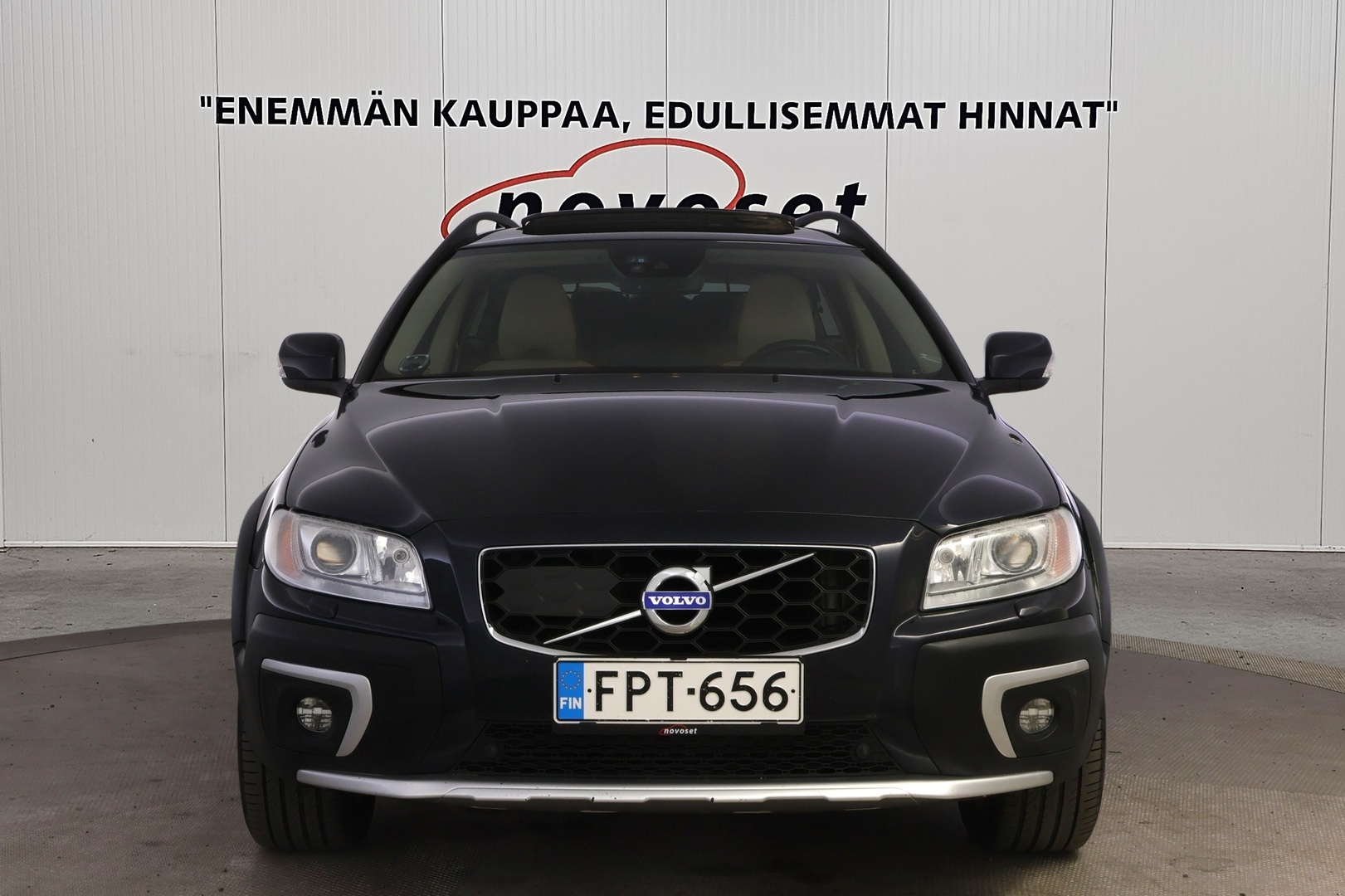 VOLVO XC70 2016
