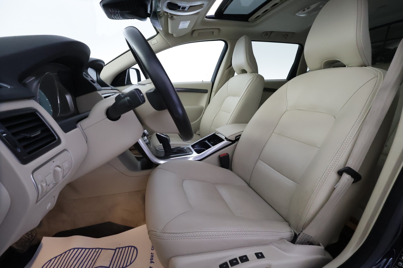 VOLVO XC70 2016