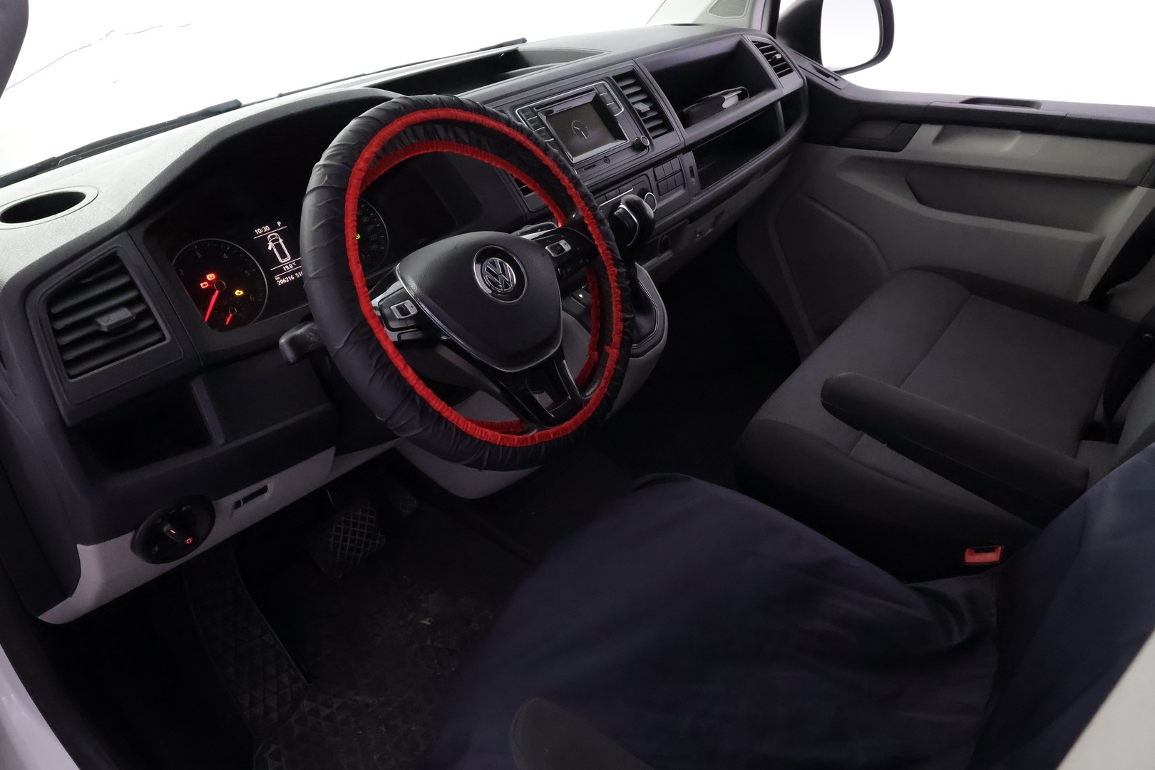 VOLKSWAGEN Transporter 2017
