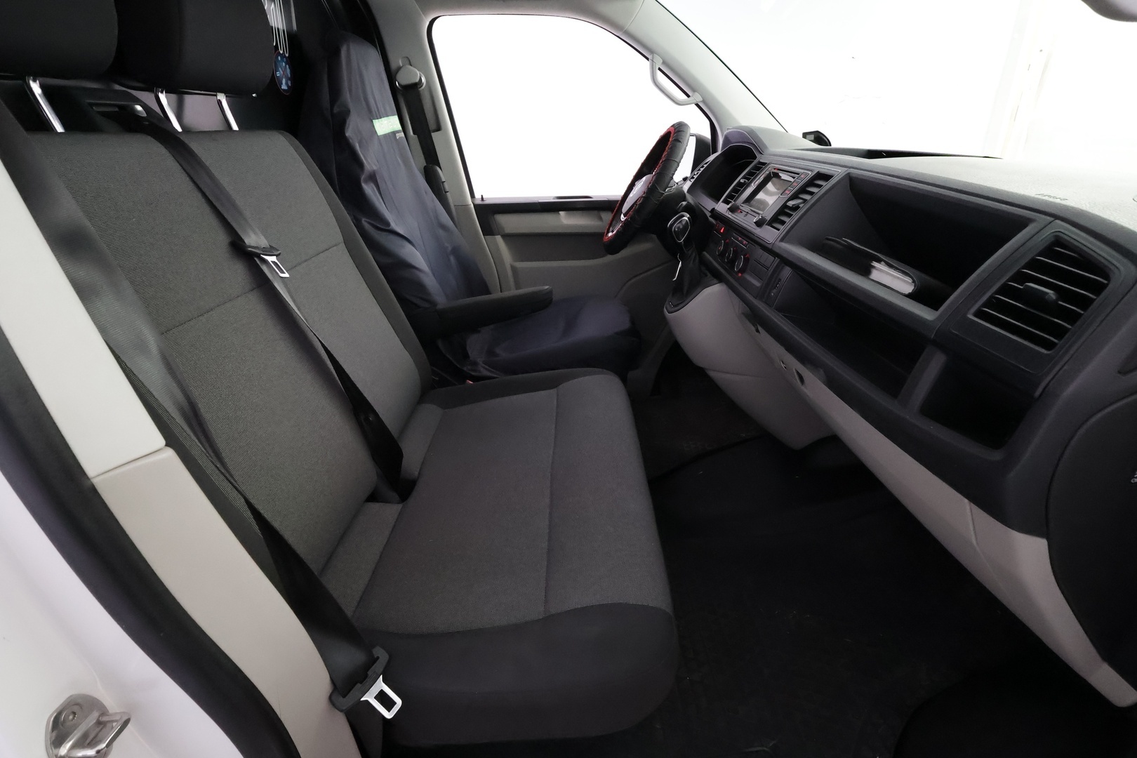 VOLKSWAGEN Transporter 2017