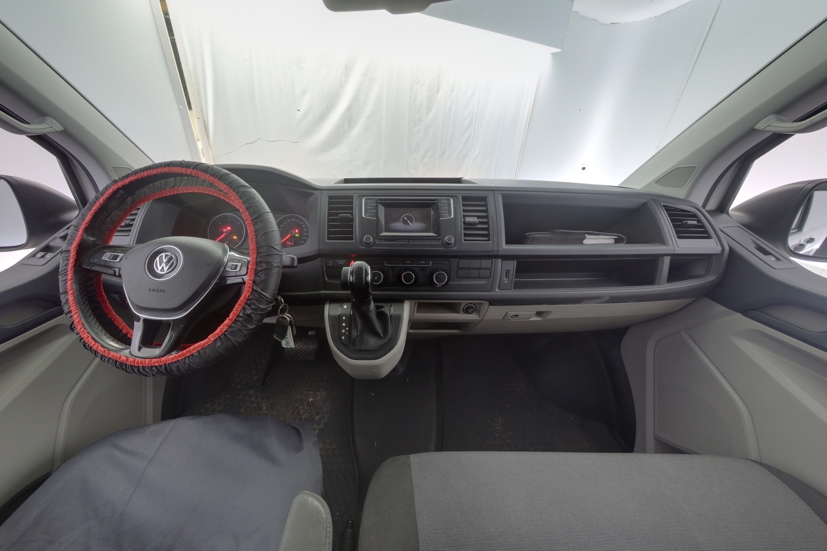 VOLKSWAGEN Transporter 2017