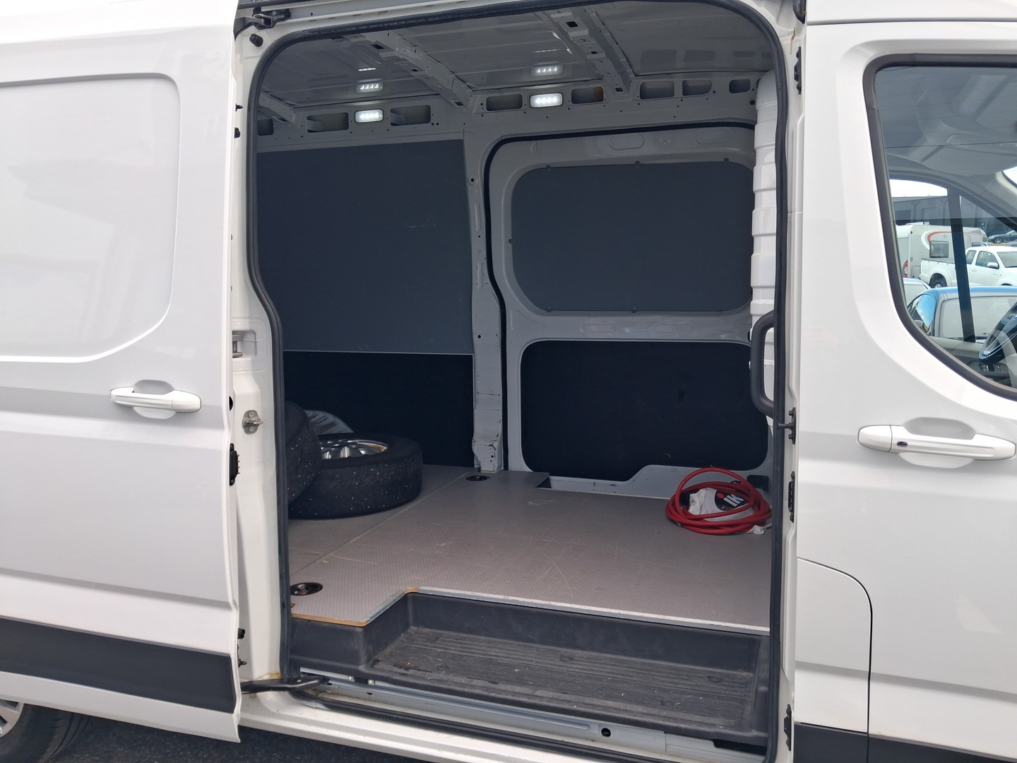 MAXUS E-DELIVER 9 2023