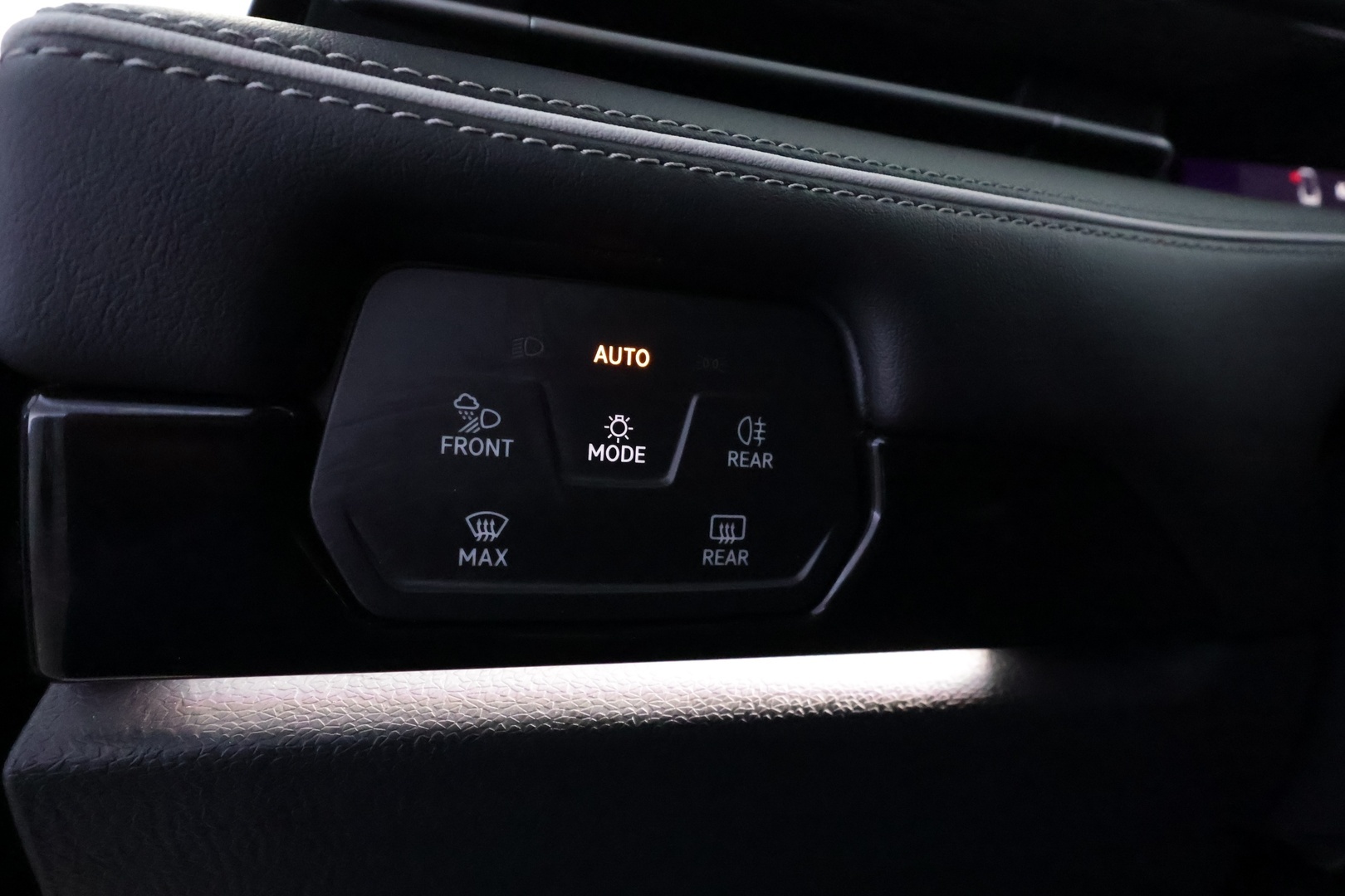 VOLKSWAGEN ID.7 2025