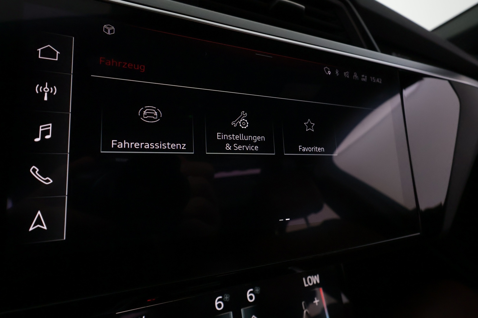 AUDI Q8 E-TRON 43