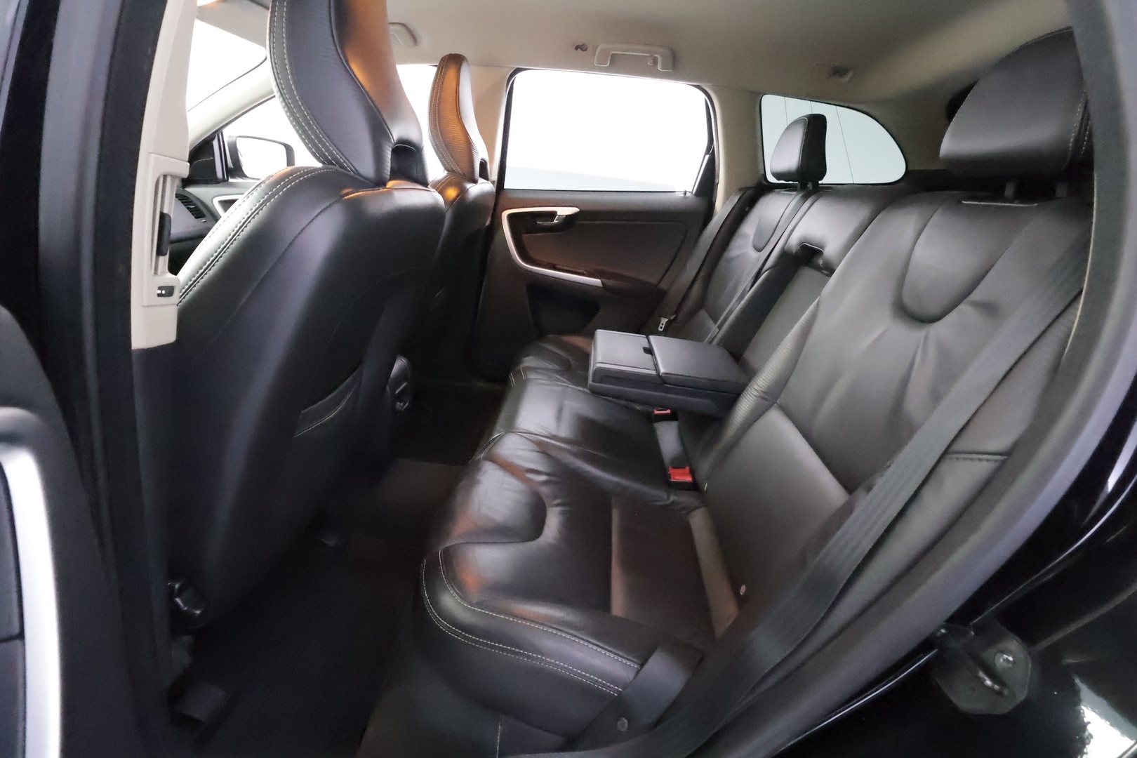 VOLVO XC60 10