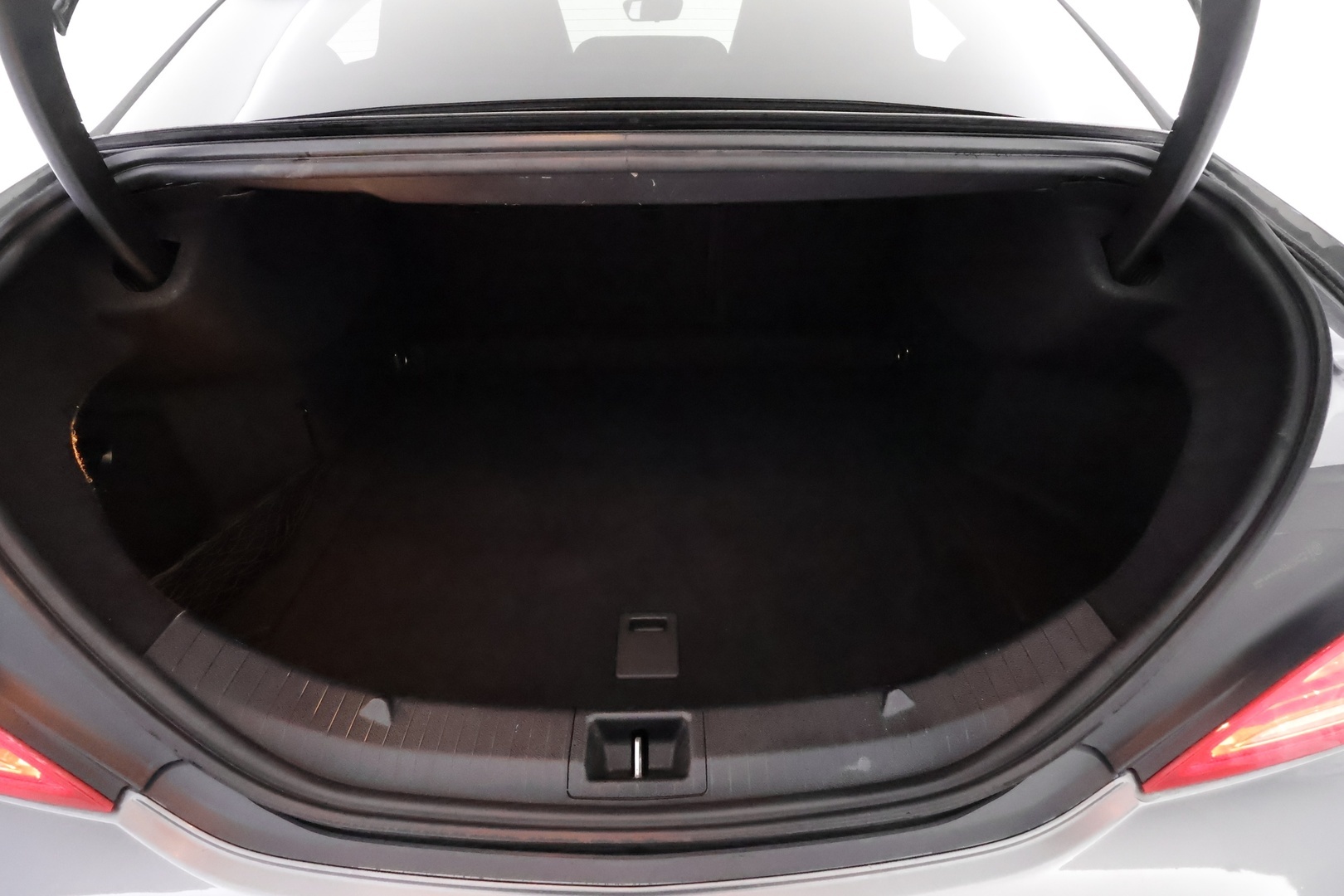 MERCEDES-BENZ CLA 2016