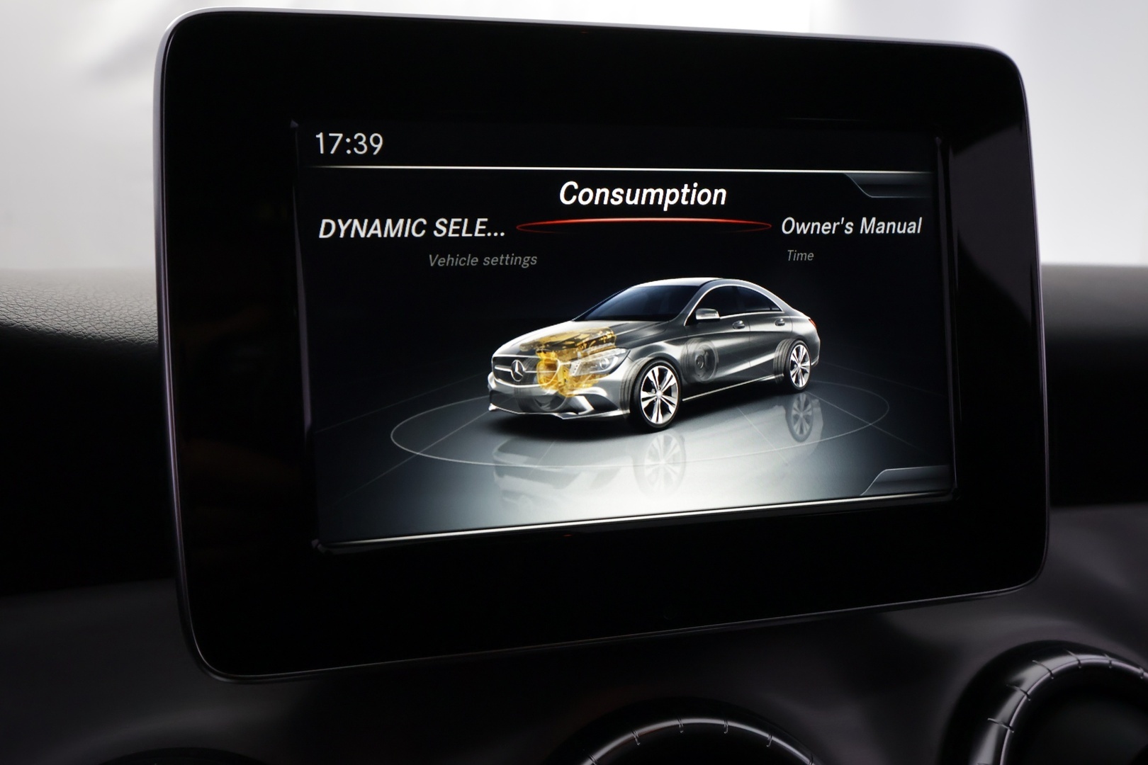 MERCEDES-BENZ CLA 2016