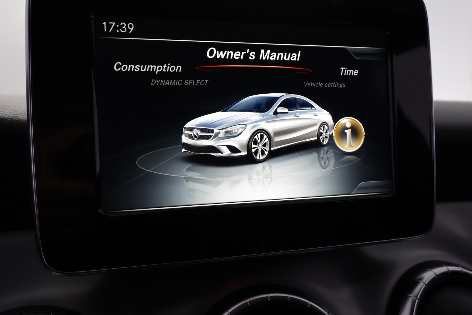 MERCEDES-BENZ CLA 2016