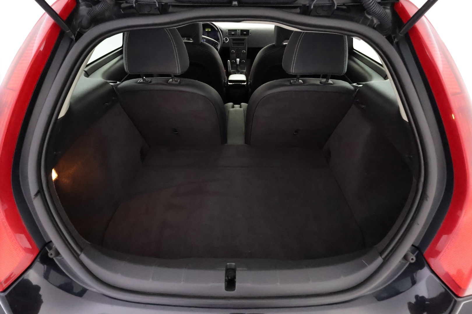 VOLVO C30 2012