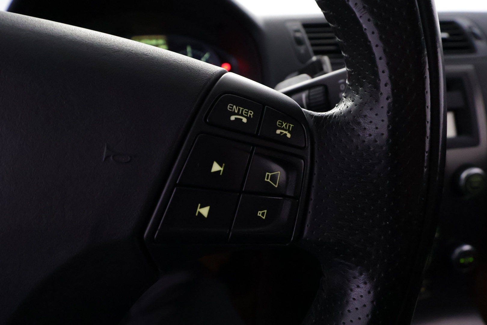 VOLVO C30 2012
