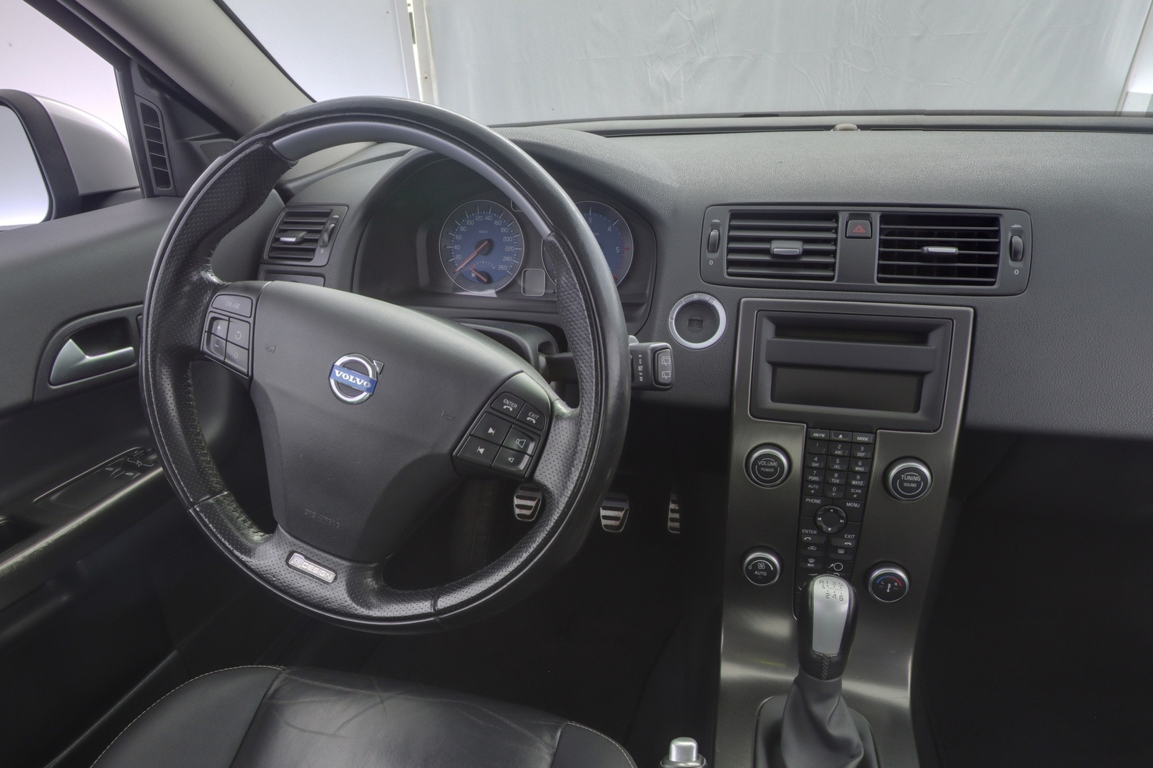VOLVO C30 2012