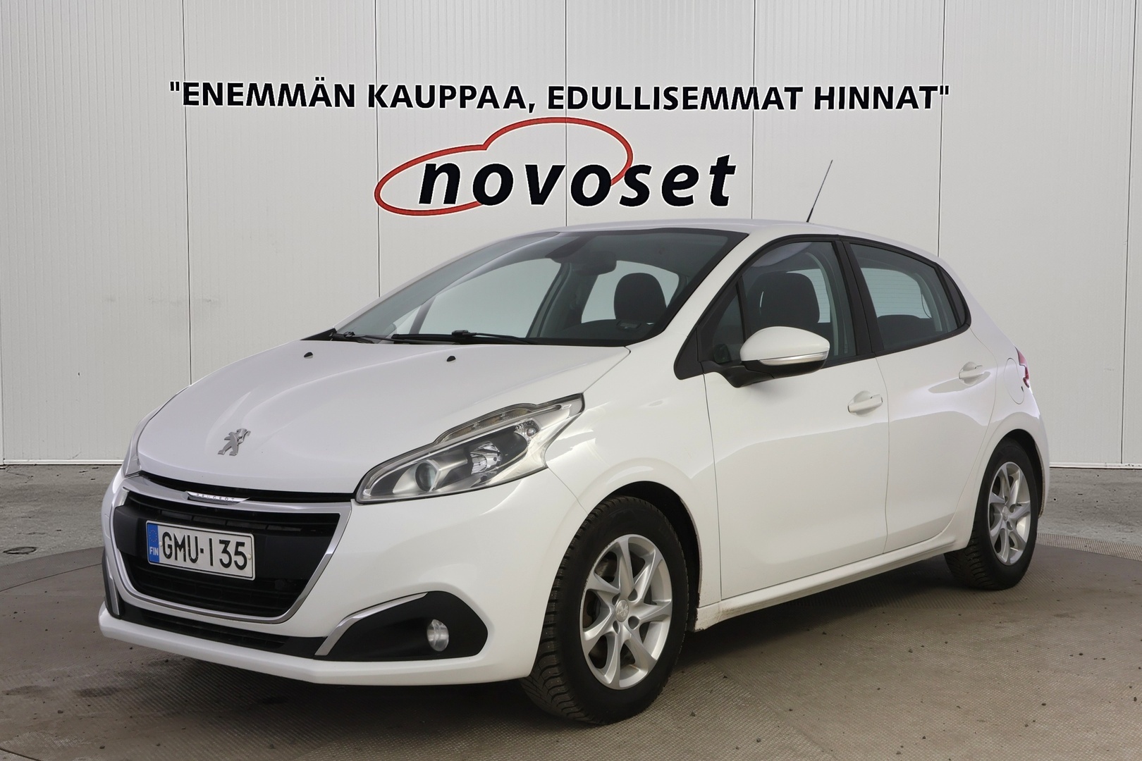 PEUGEOT 208 2018