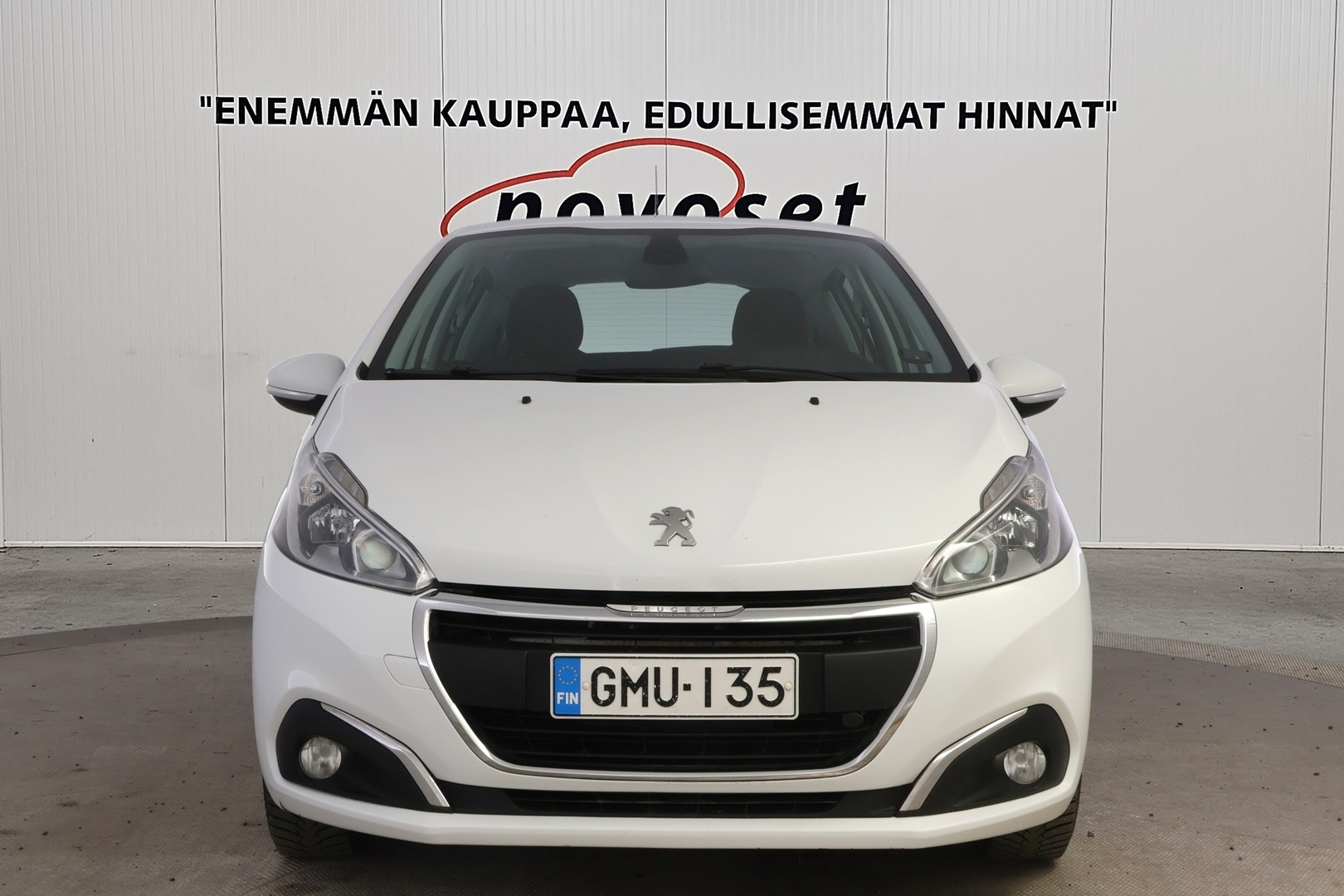 PEUGEOT 208 2018