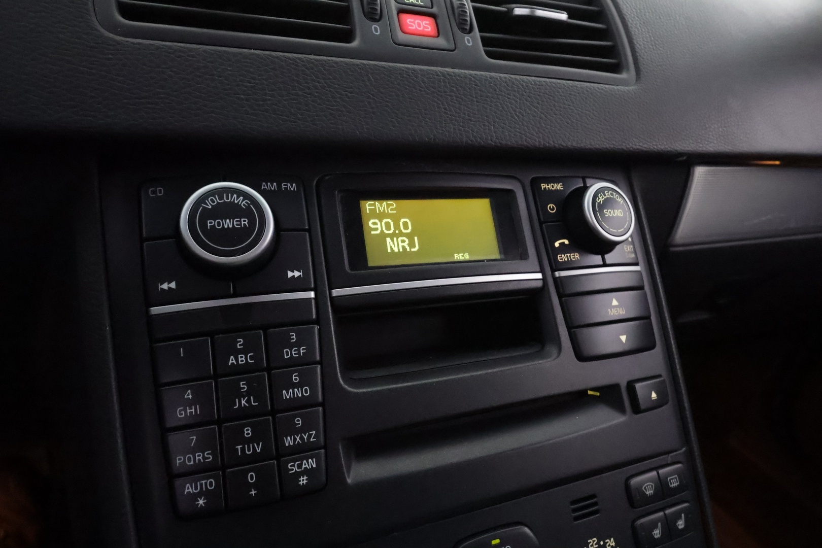 VOLVO XC90 2010