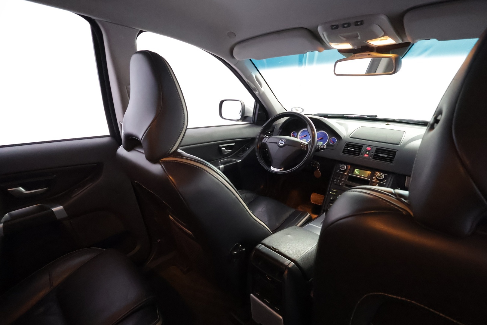 VOLVO XC90 2010