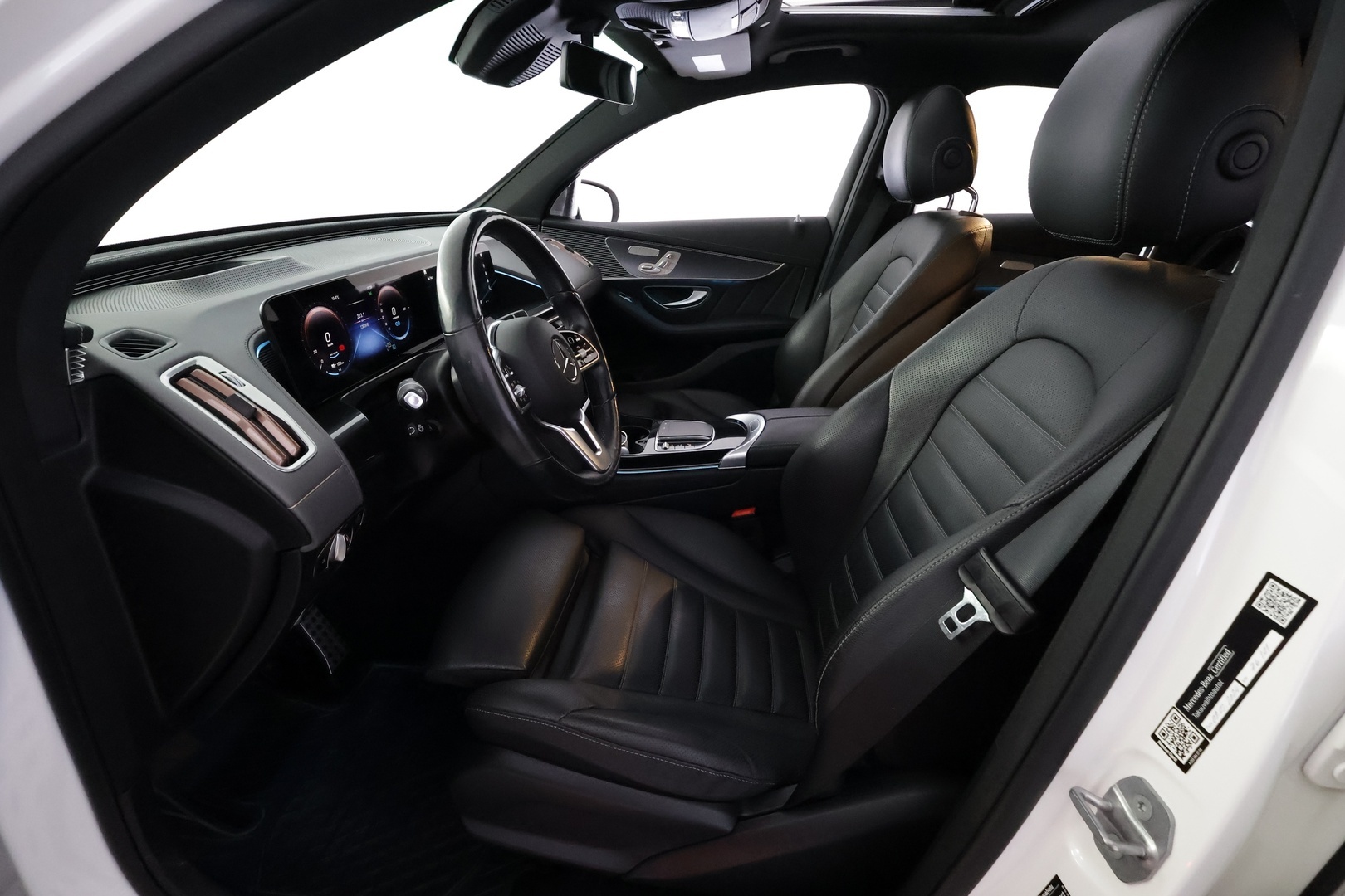 MERCEDES-BENZ EQC 11