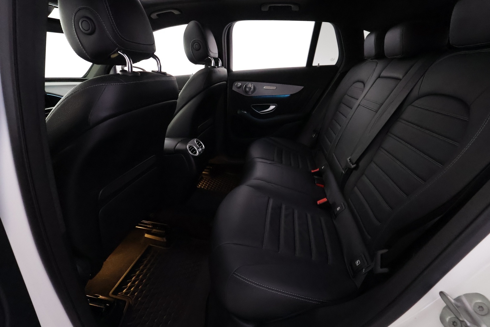 MERCEDES-BENZ EQC 14