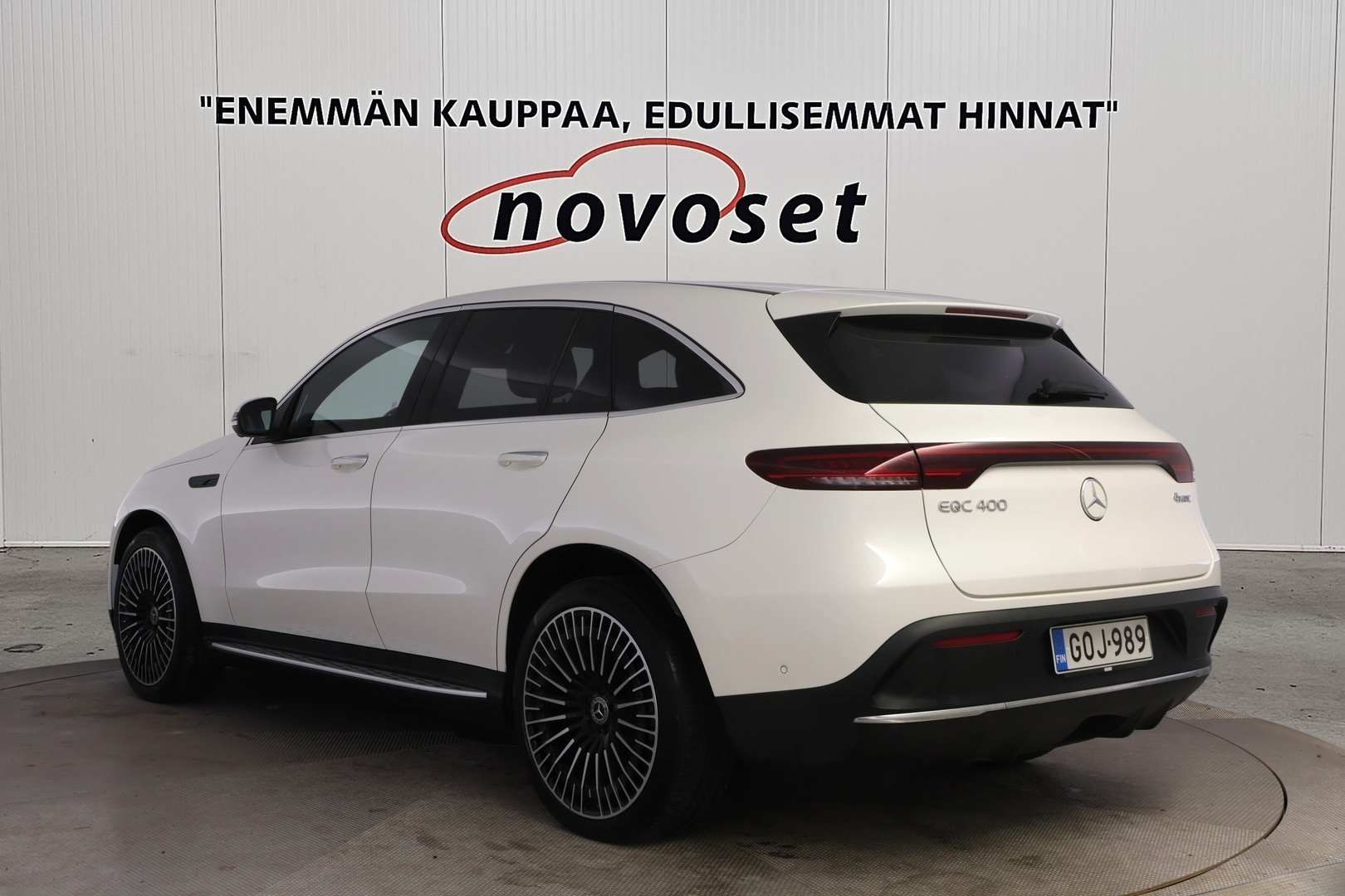 MERCEDES-BENZ EQC 2
