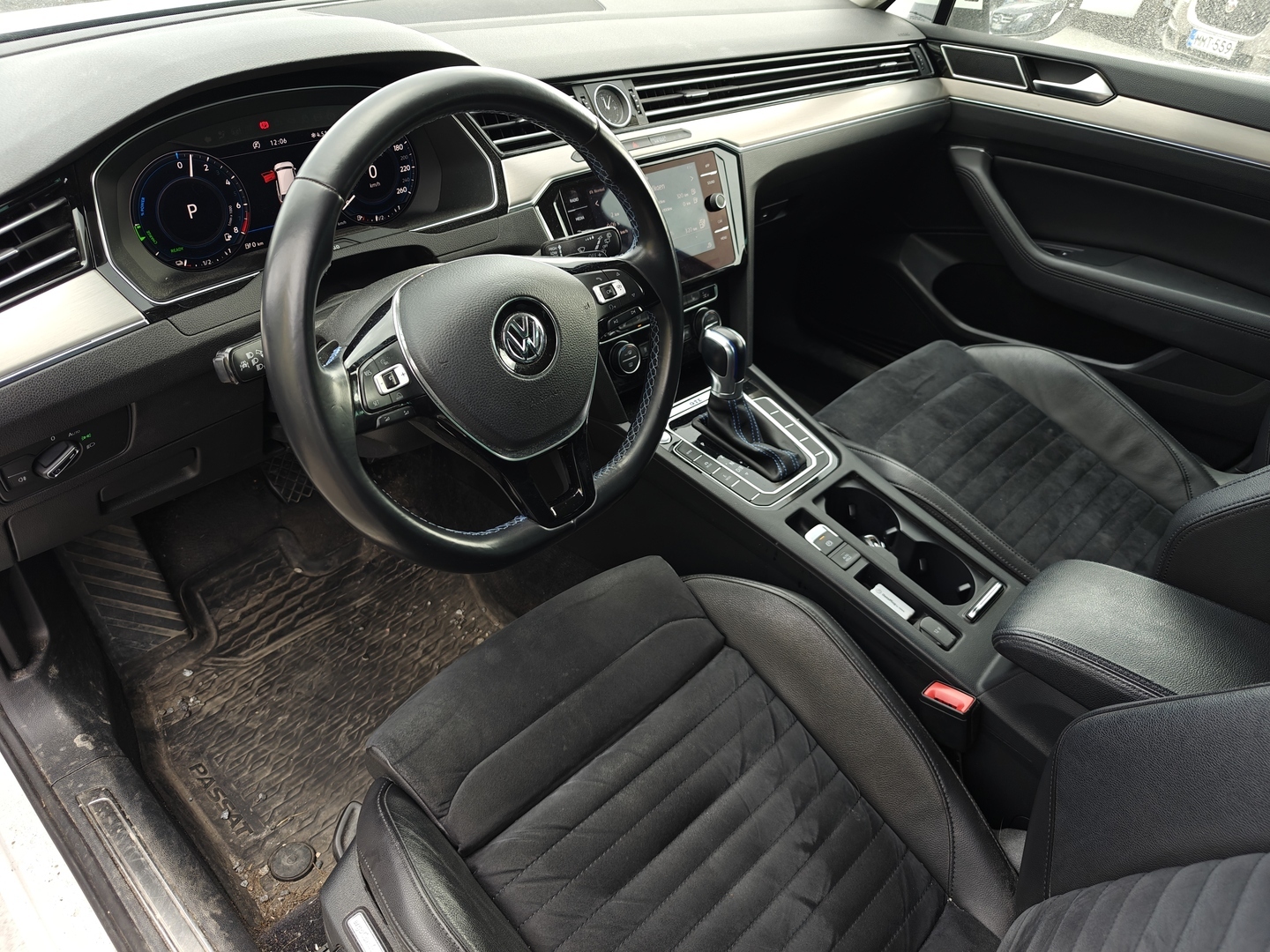 VOLKSWAGEN Passat 2018