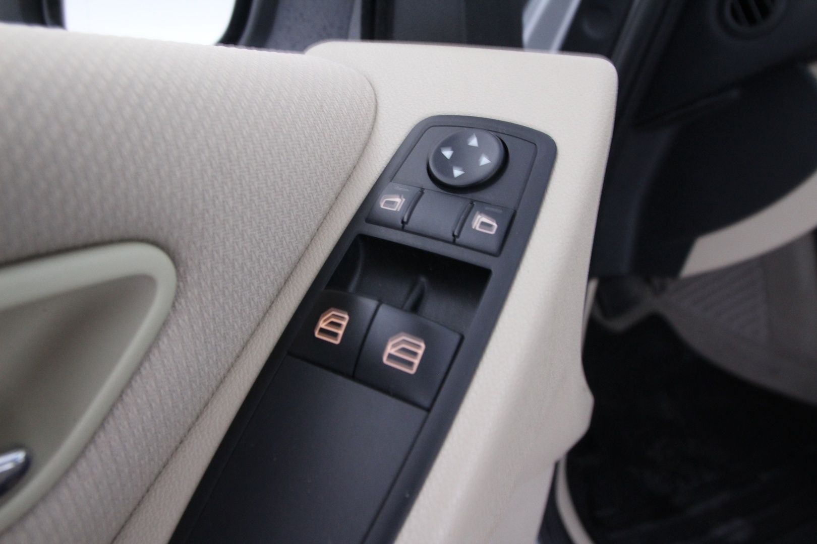 MERCEDES-BENZ A 2009