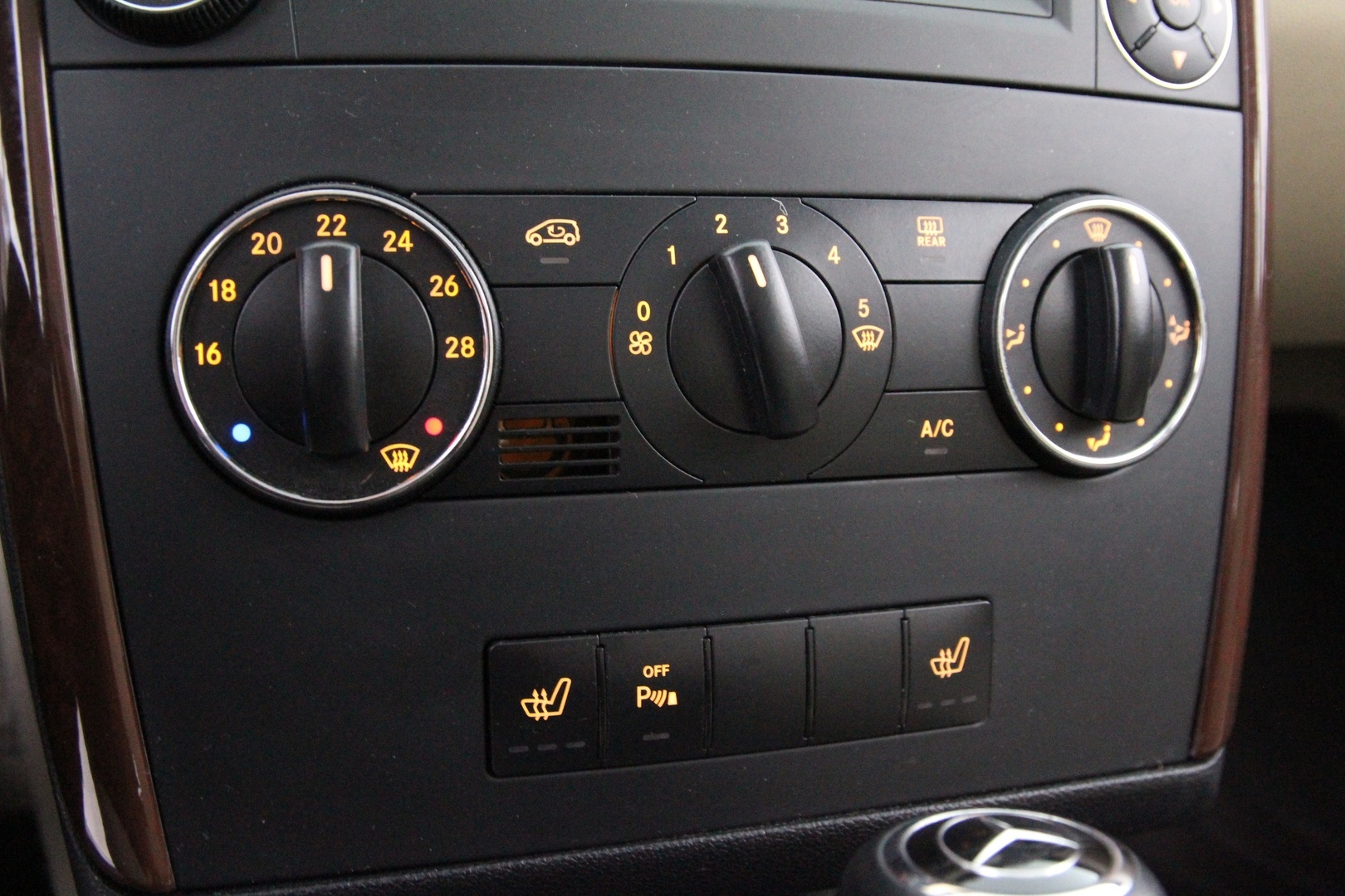 MERCEDES-BENZ A 2009