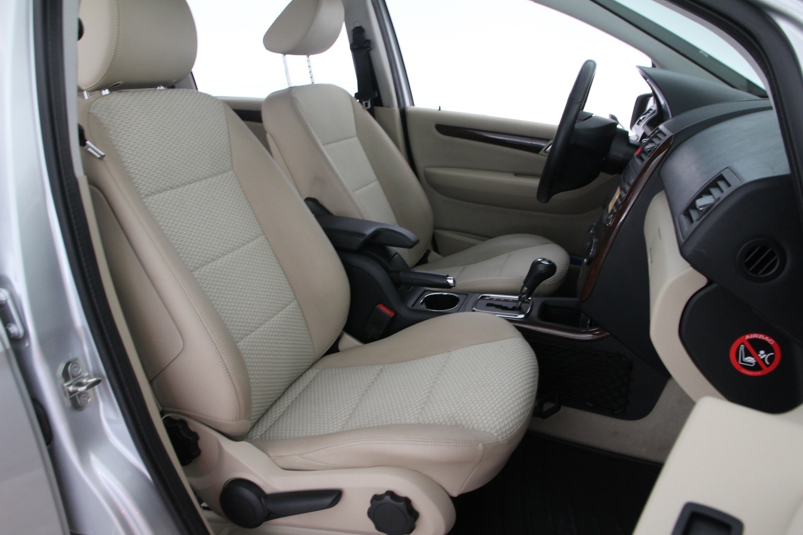MERCEDES-BENZ A 2009