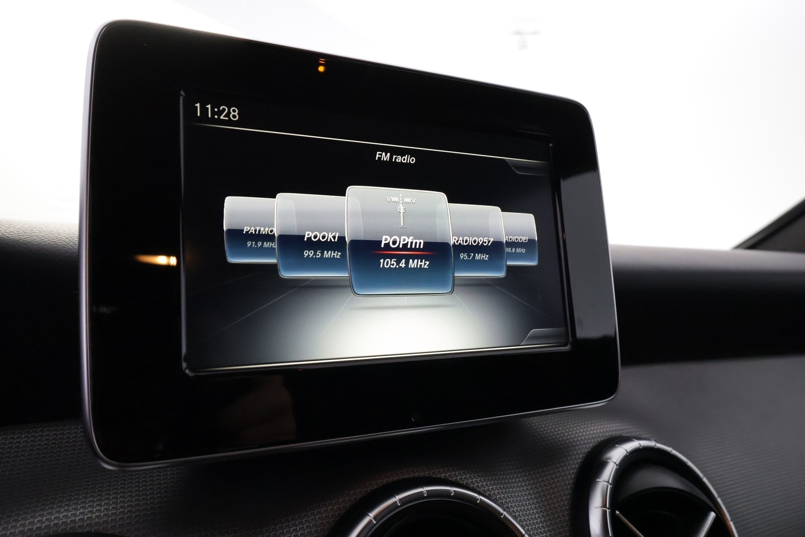 MERCEDES-BENZ CLA 2017