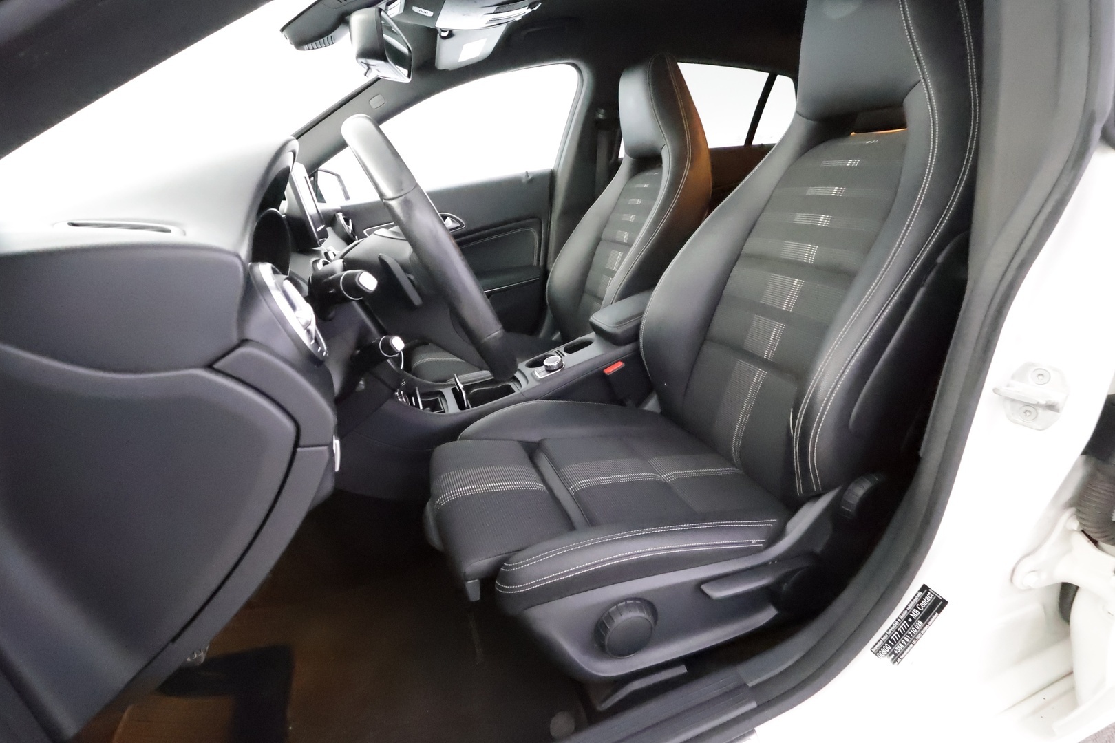 MERCEDES-BENZ CLA 2017