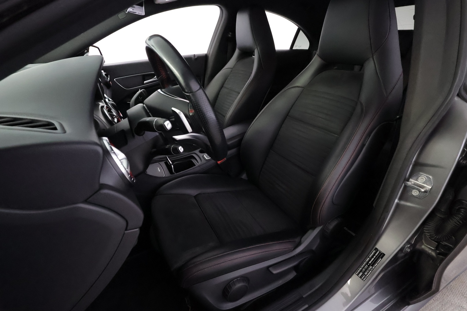 MERCEDES-BENZ CLA 2019