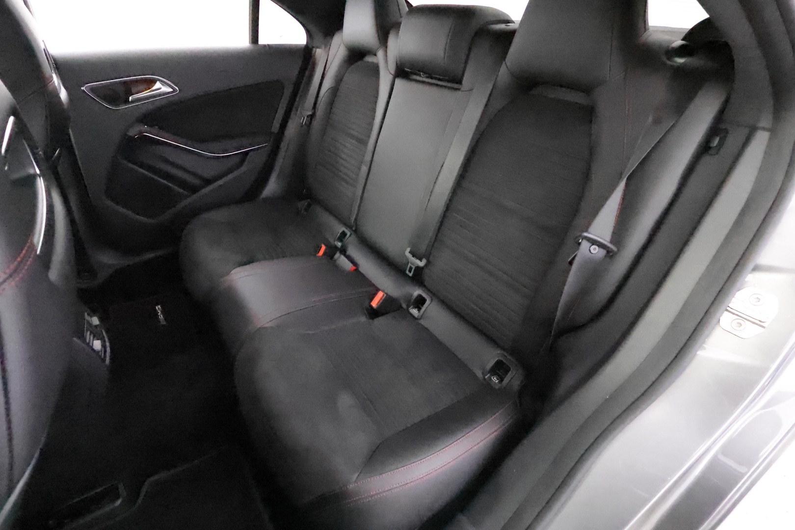 MERCEDES-BENZ CLA 2019